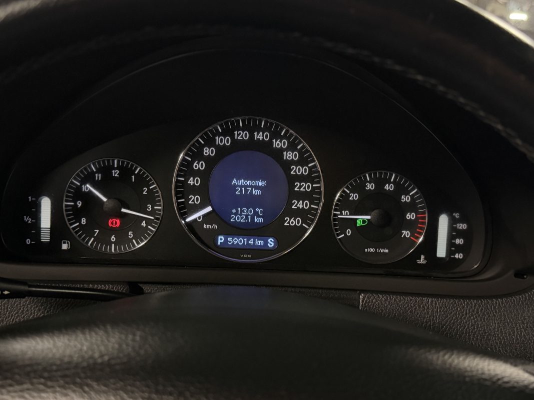 Mercedes-Benz Clk II COUPE ELEGANGE 200 KOMPRESSOR 1.8 163 Cv BOITE AUTO 59 100 Kms - GARANTIE 1 AN