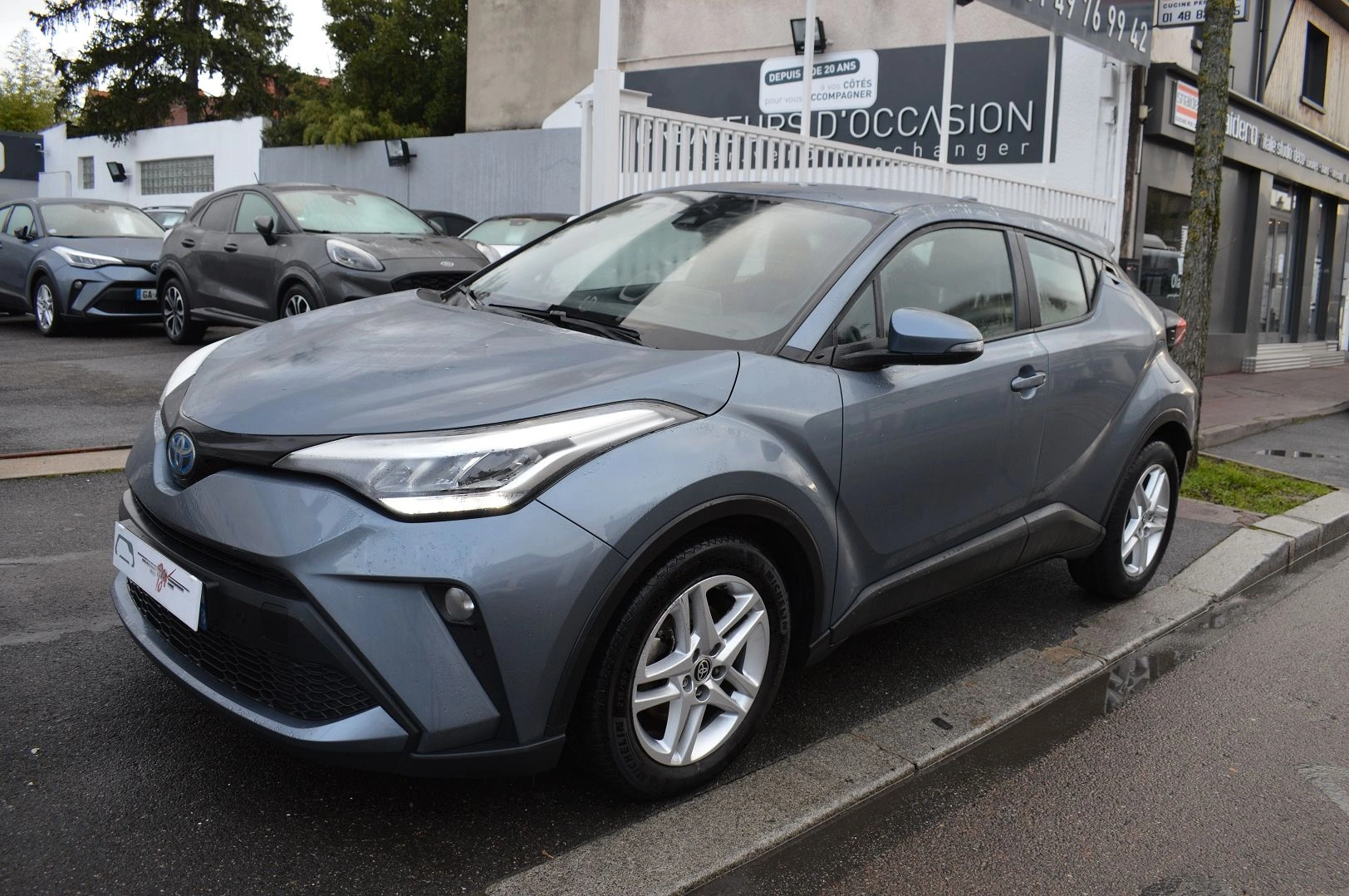 Toyota C-HR 1.8 HYBRIDE 122CH DYNAMIC BUSINESS E-CVT + PROGRAMME BEYOND ZERO ACADEMY