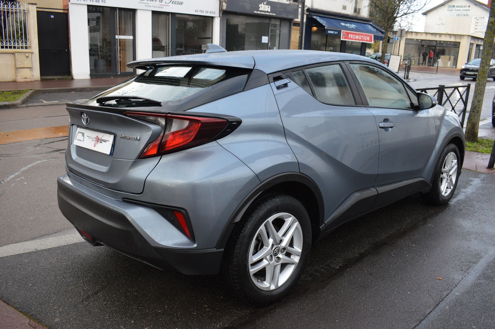 Toyota C-HR 1.8 HYBRIDE 122CH DYNAMIC BUSINESS E-CVT + PROGRAMME BEYOND ZERO ACADEMY