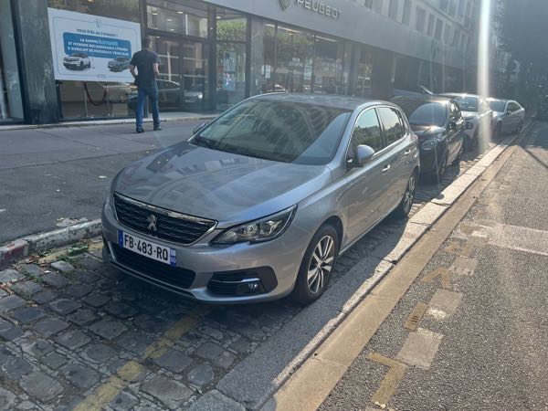 Peugeot 308 II (2) 1.2 PURETECH S&amp;S 110 6CV ALLURE
