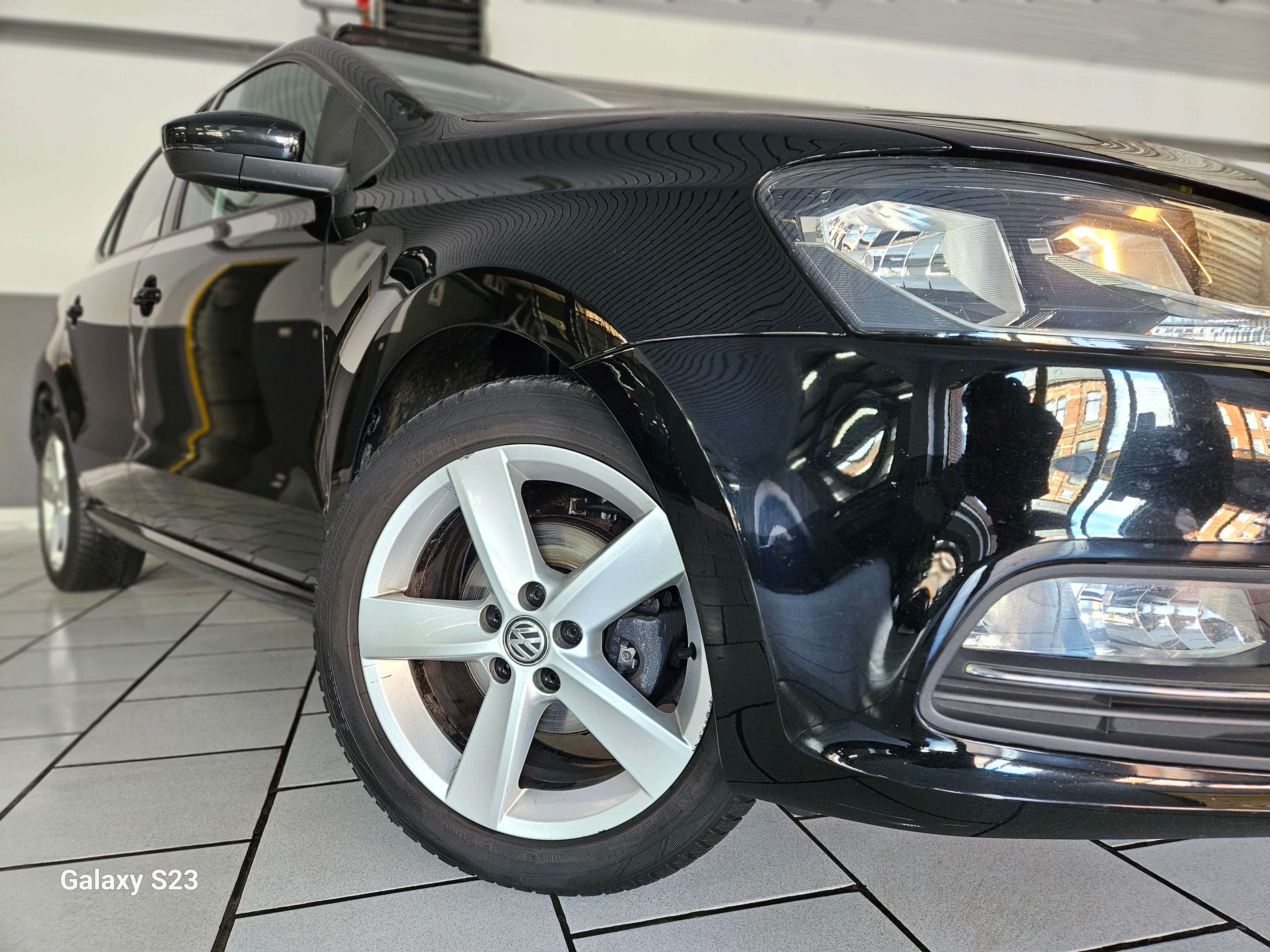 Volkswagen Polo 1.0i 75CV TOIT OUVRANT ECRAN COULEUR USB GARANTIE