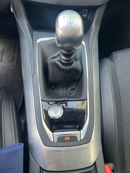 Peugeot 308 II (2) 1.2 PURETECH S&amp;S 110 6CV ALLURE
