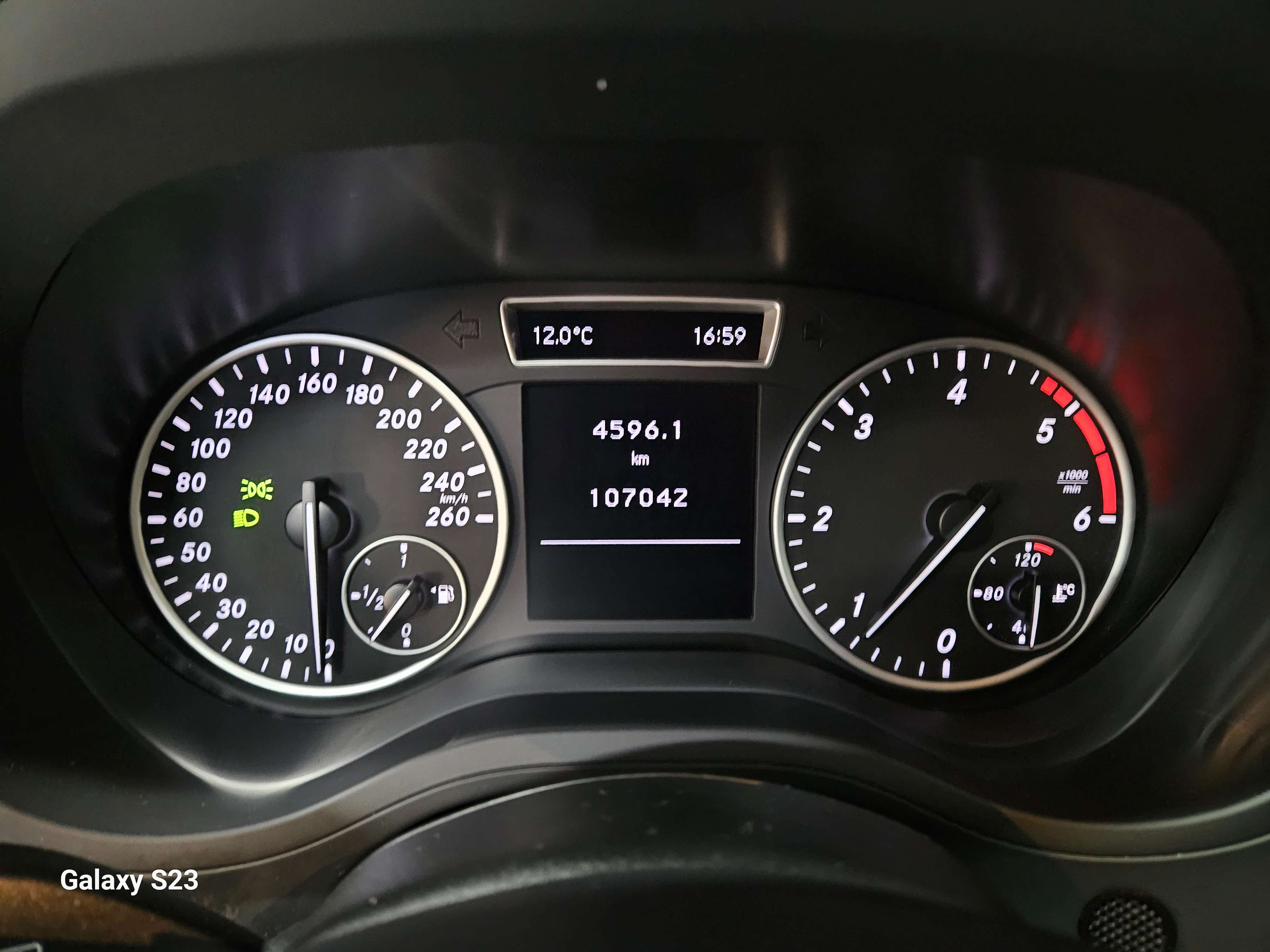 Mercedes-Benz B 180 CDI 90CV NAVIGATION CUIR CAMERA GARANTIE EURO 5B