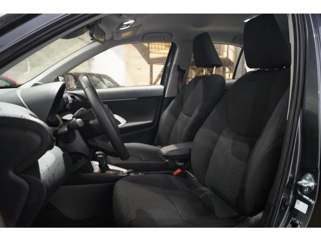 Toyota Yaris Cross Hybrid 116h - BV CVT (MC24) Design