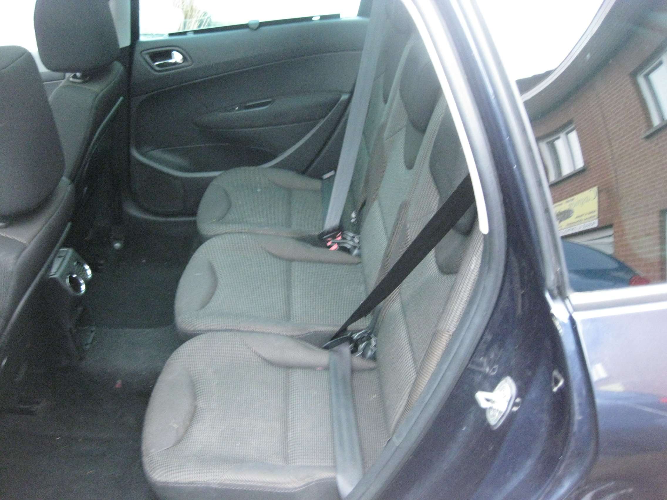 Peugeot 308 SW 1.6 HDi Toit Pano Clim GPS 7 place Ct ok