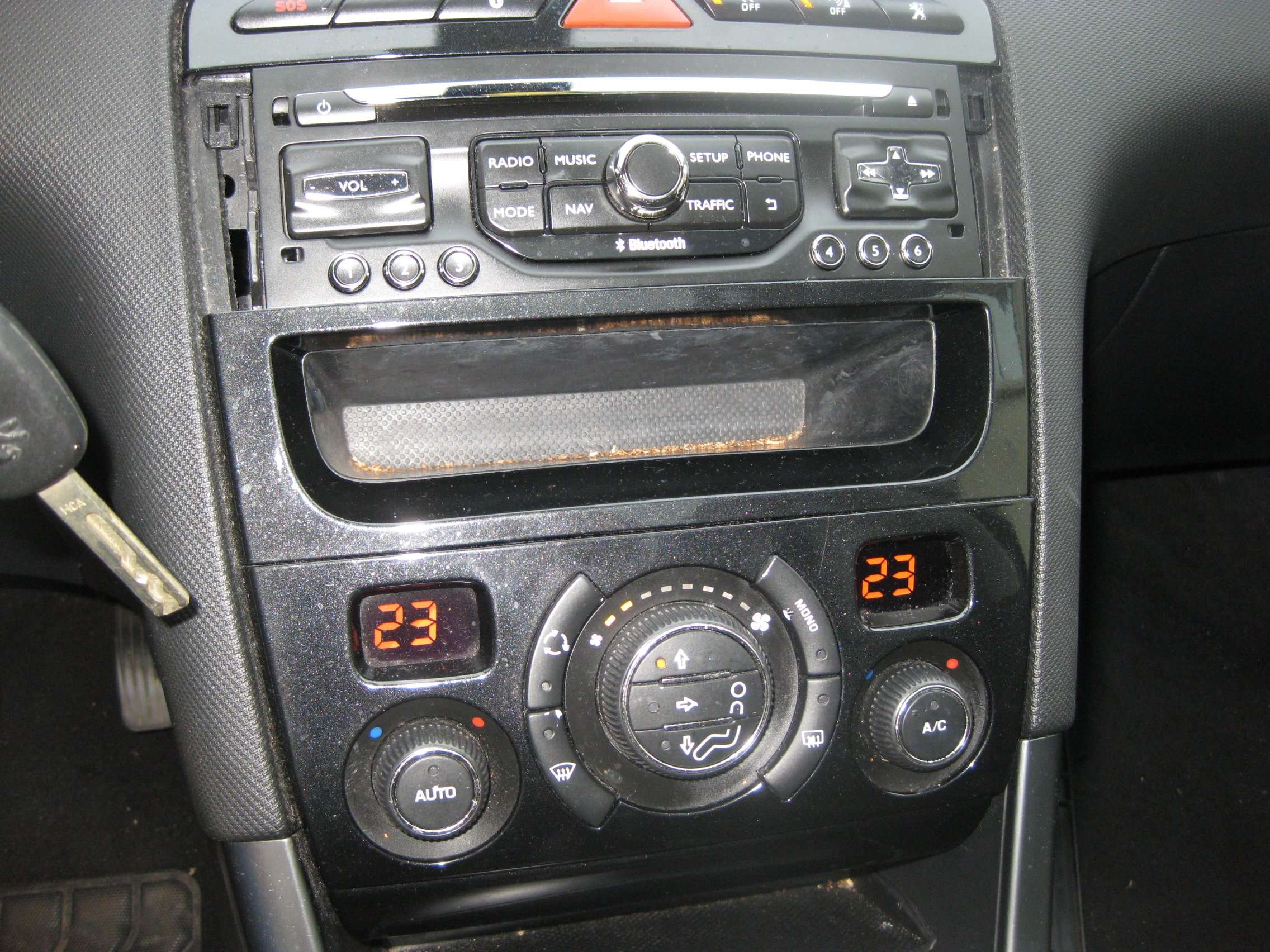 Peugeot 308 SW 1.6 HDi Toit Pano Clim GPS 7 place Ct ok