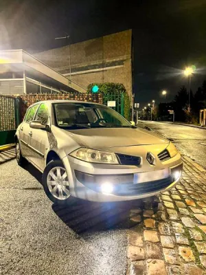 Renault Megane II 1.6 16S CONFORT AUTHENTIQUE PRO 5P