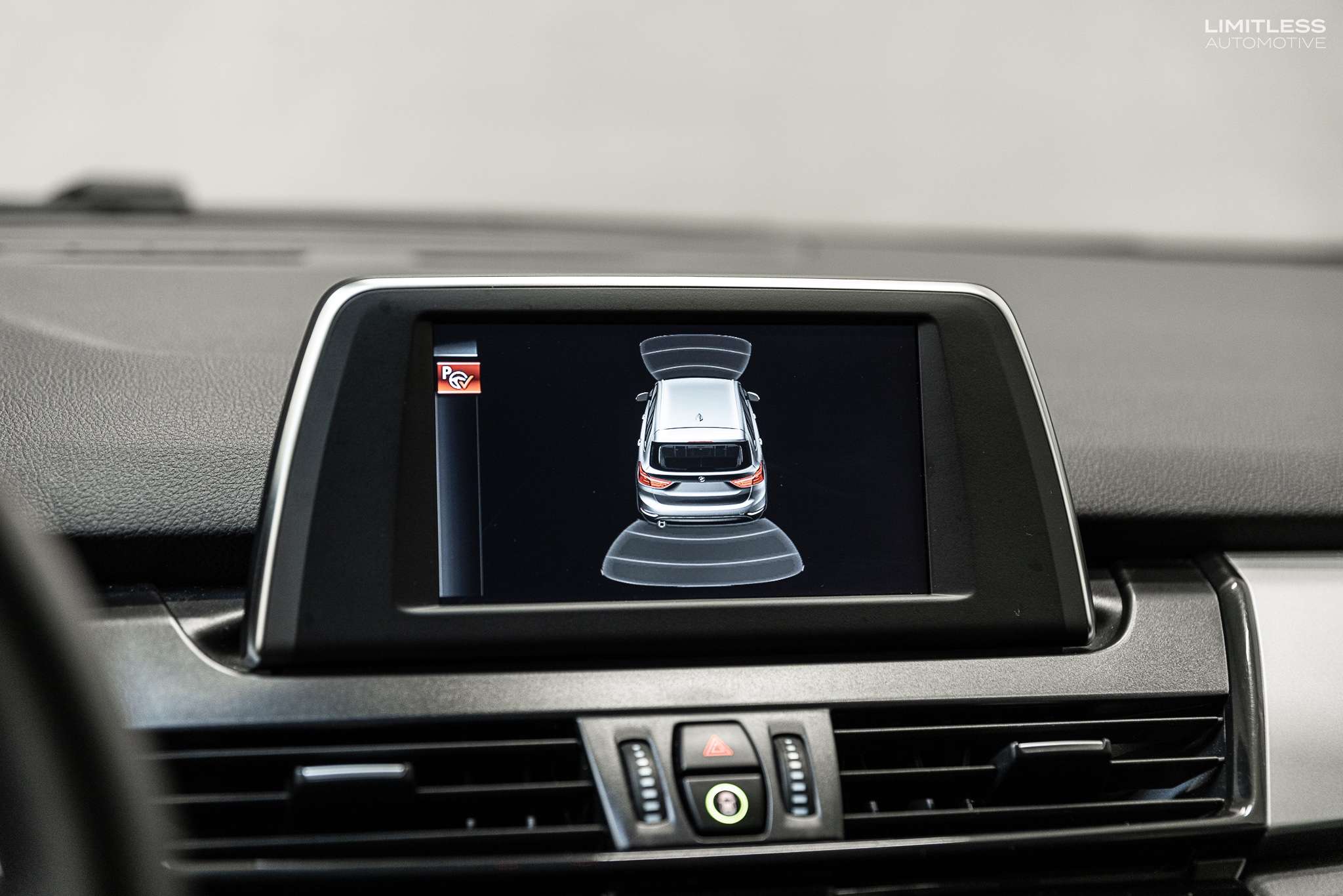 BMW 216 Gran Tourer / LEDER / NAVI / AUT.