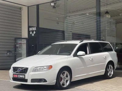 Volvo V70 2.4 D5 205cv GPS-CUIR-(Probl. Joint de culasse!!!)