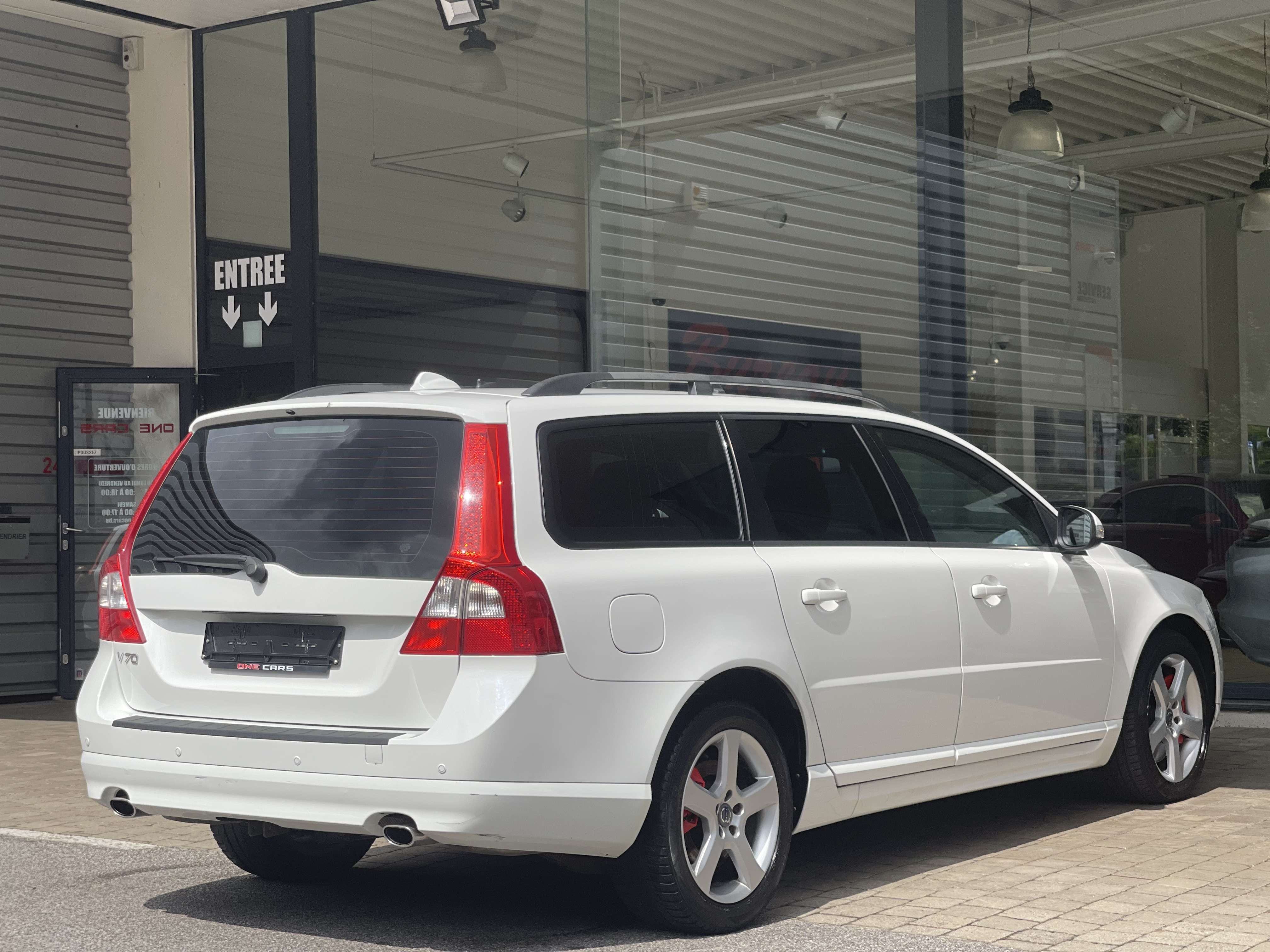 Volvo V70 2.4 D5 205cv GPS-CUIR-(Probl. Joint de culasse!!!)