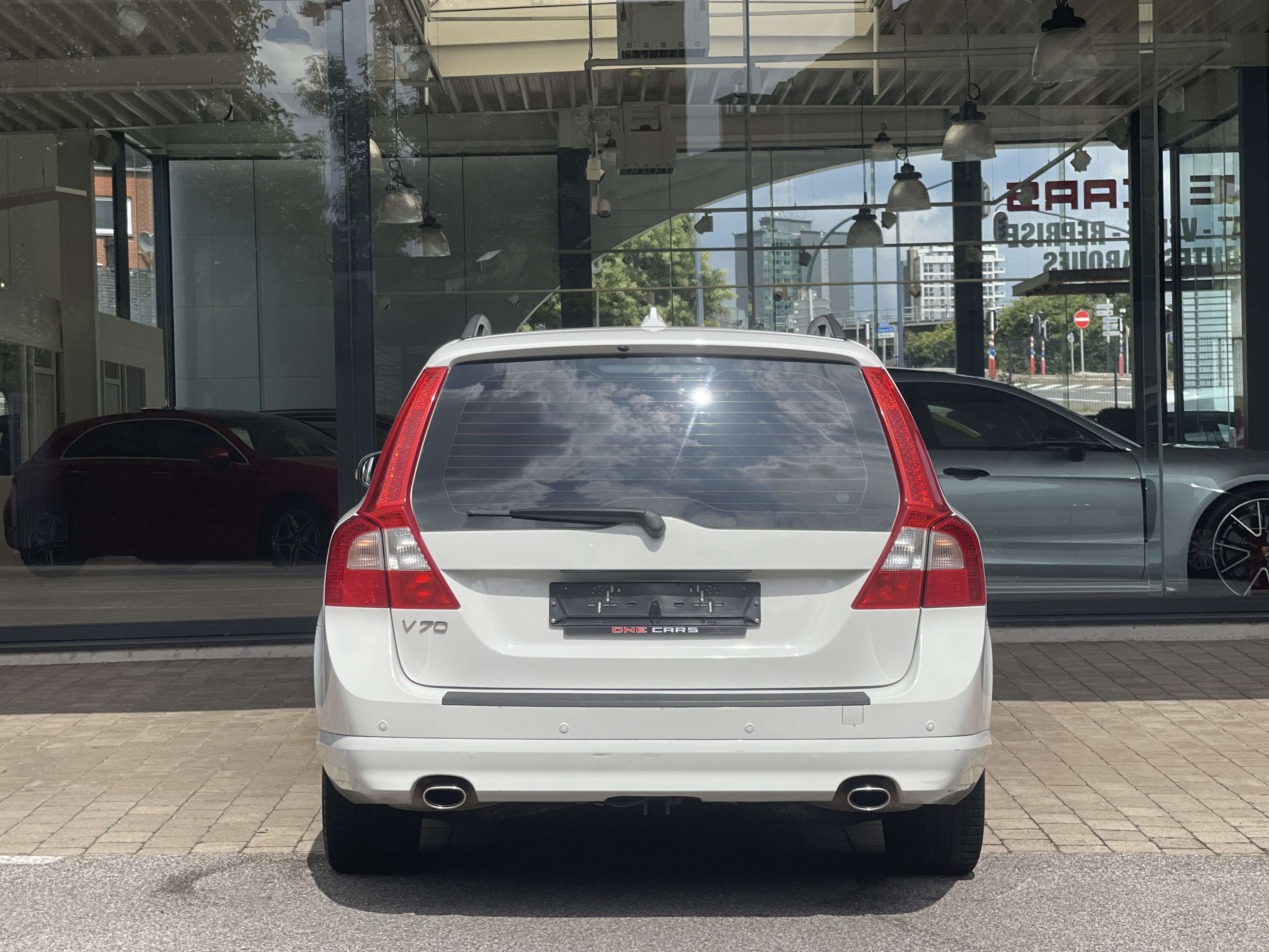 Volvo V70 2.4 D5 205cv GPS-CUIR-(Probl. Joint de culasse!!!)