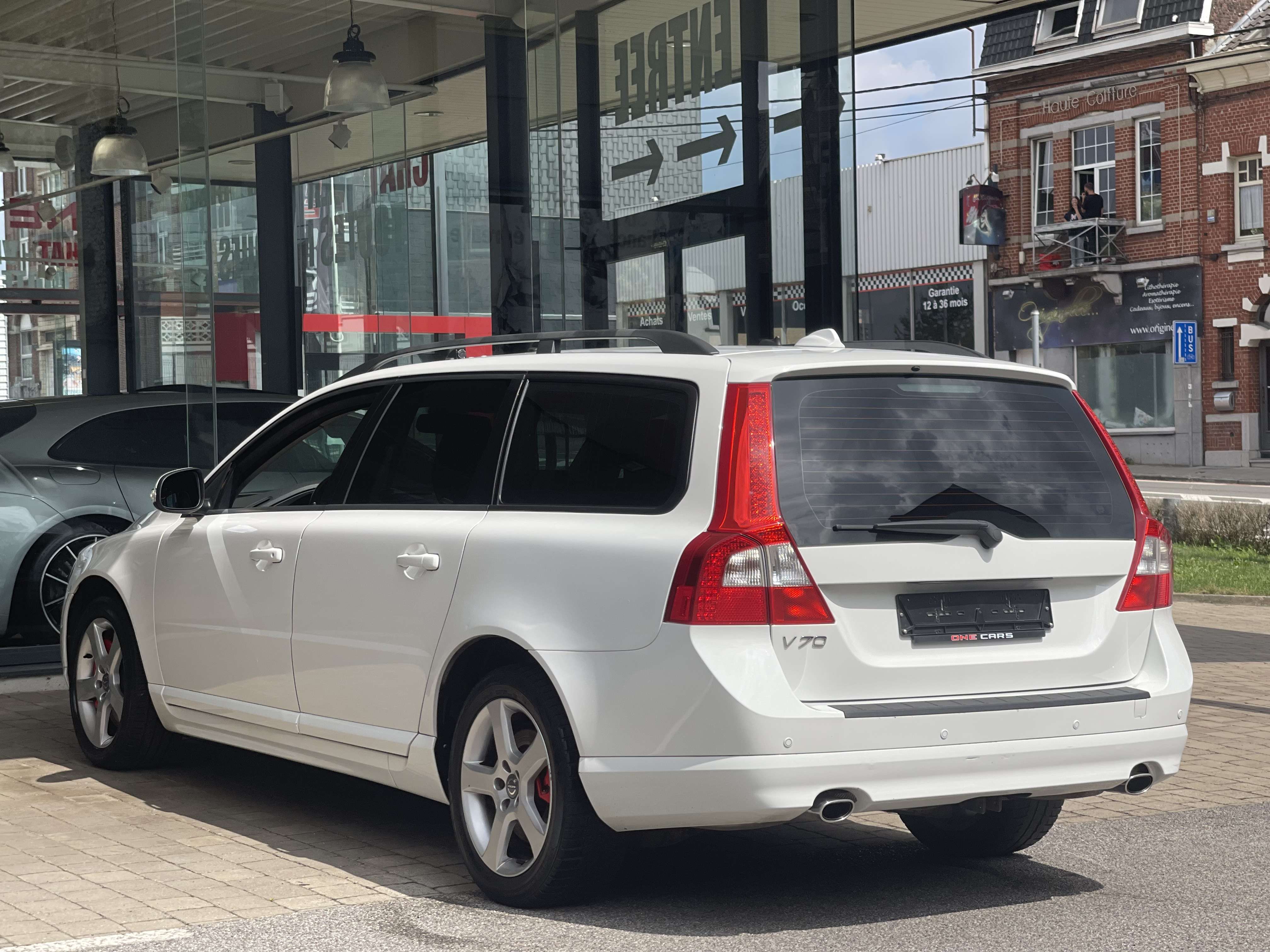 Volvo V70 2.4 D5 205cv GPS-CUIR-(Probl. Joint de culasse!!!)