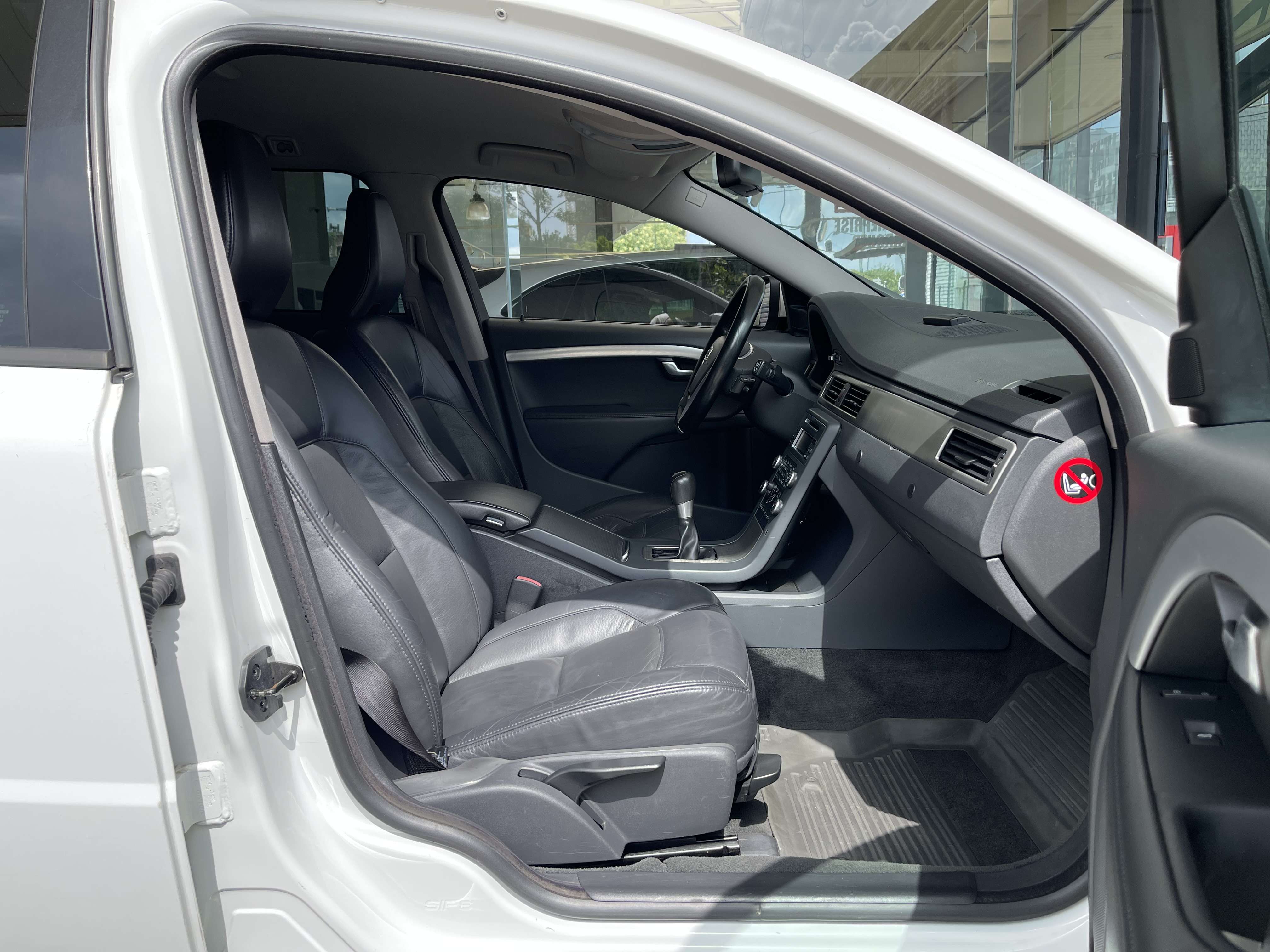 Volvo V70 2.4 D5 205cv GPS-CUIR-(Probl. Joint de culasse!!!)
