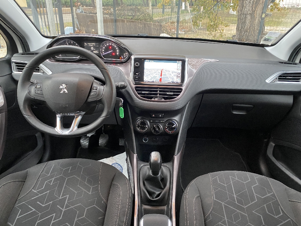 Peugeot 2008 1.6 e-HDi 92ch BVM5 Active
