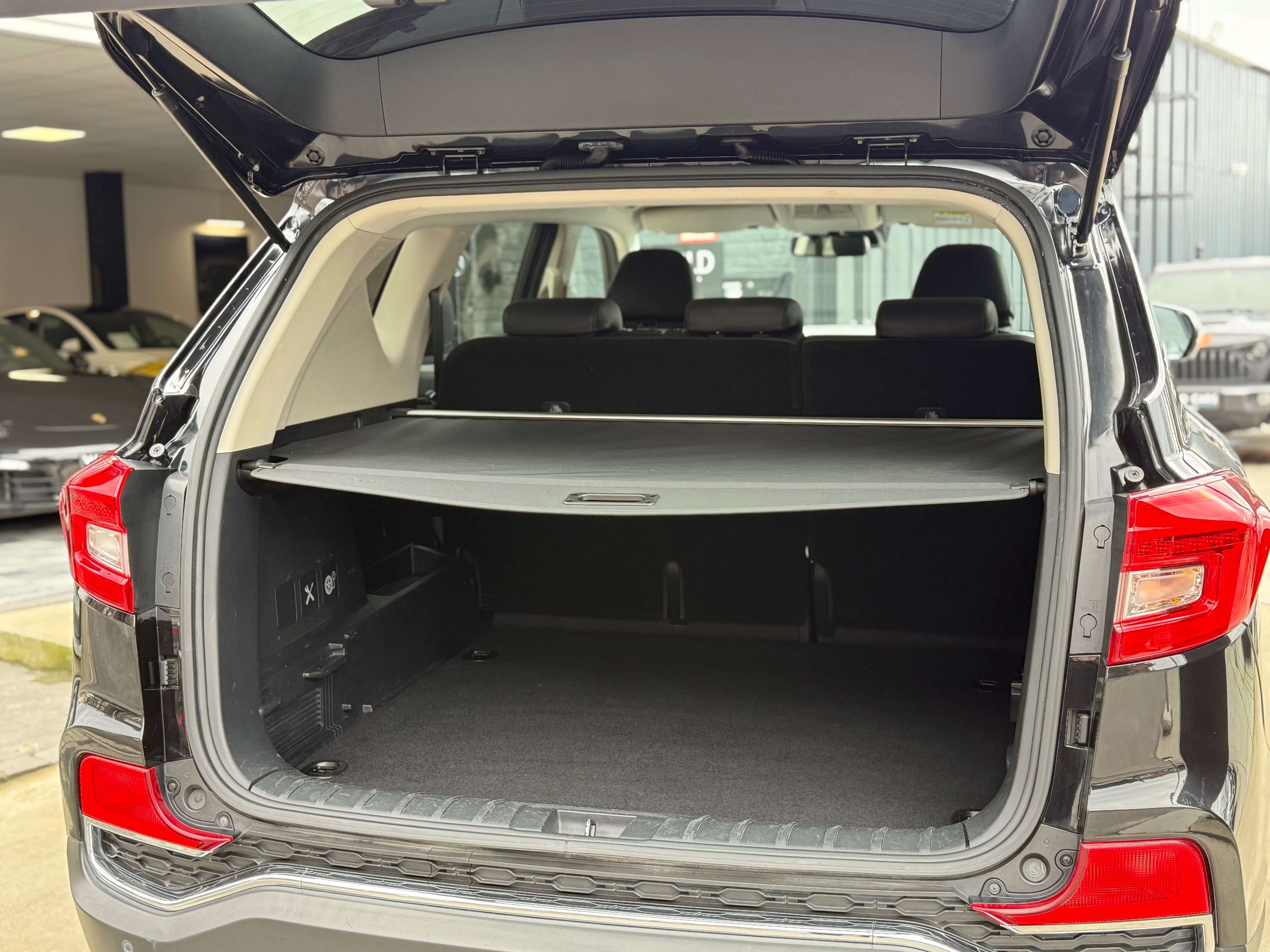 SsangYong Rexton Rexton 2.2 RX220e-Xdi 2WD Sapphire CAMERA LINE ASS