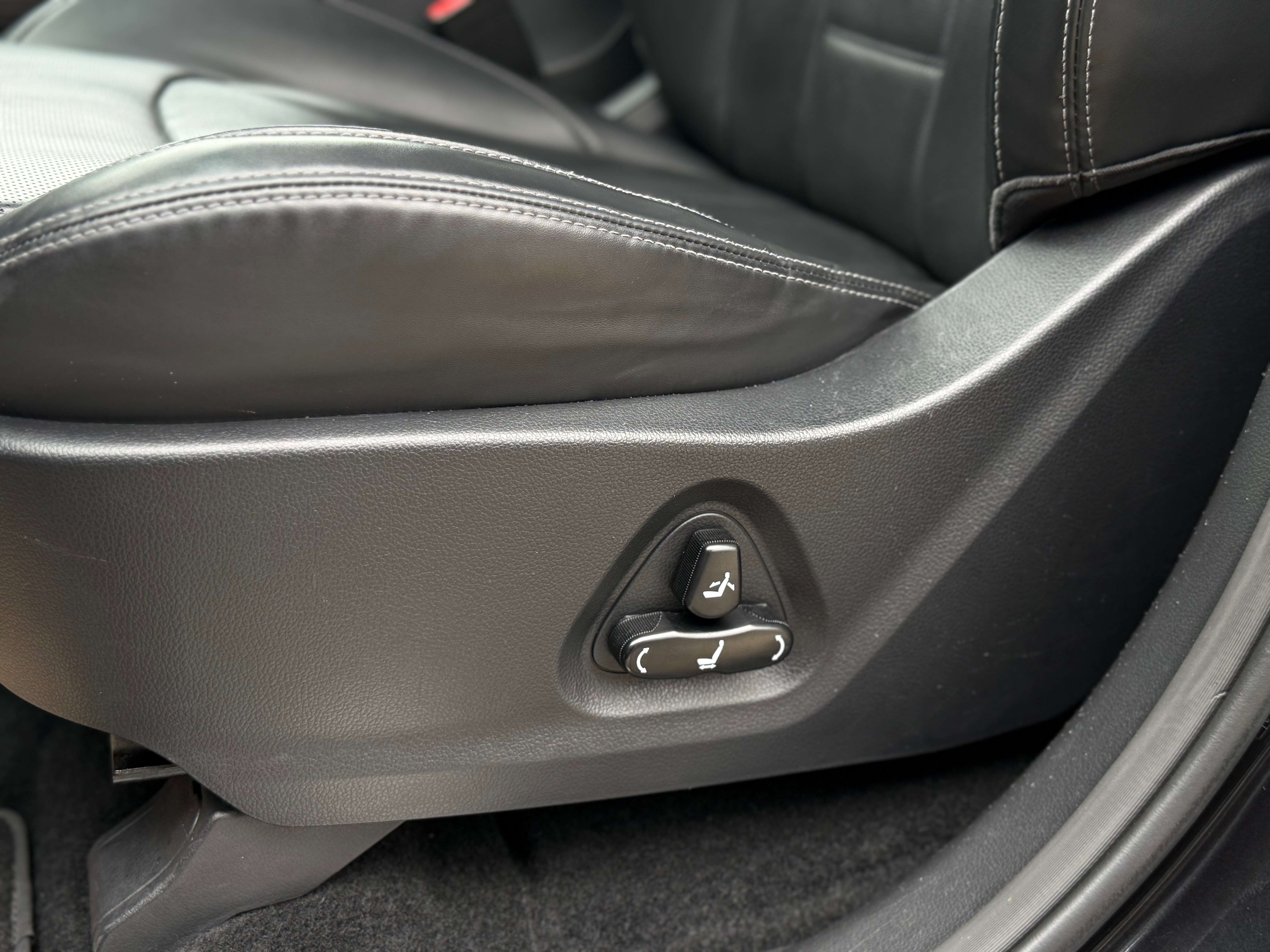 SsangYong Rexton Rexton 2.2 RX220e-Xdi 2WD Sapphire CAMERA LINE ASS