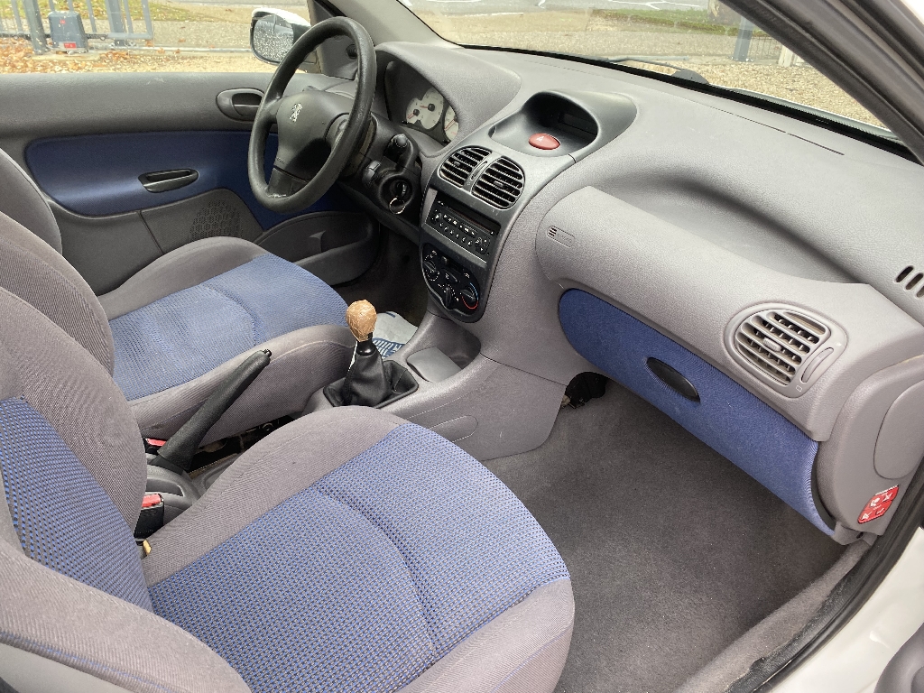 Peugeot 206 1.1i XR Présence