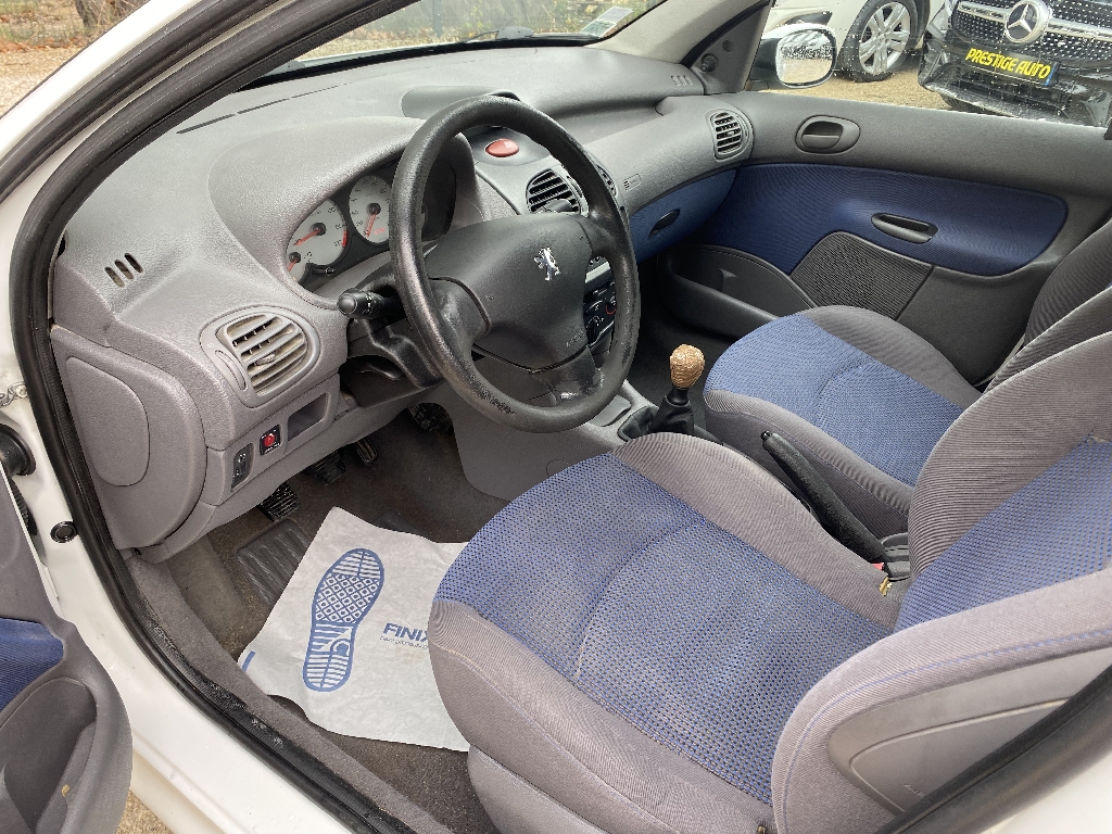 Peugeot 206 1.1i XR Présence