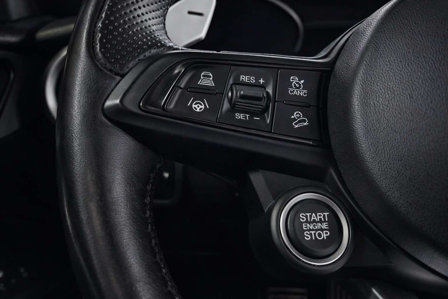Alfa Romeo Stelvio 2.2d 2023 - 340€/mois avec acompte-Garantie