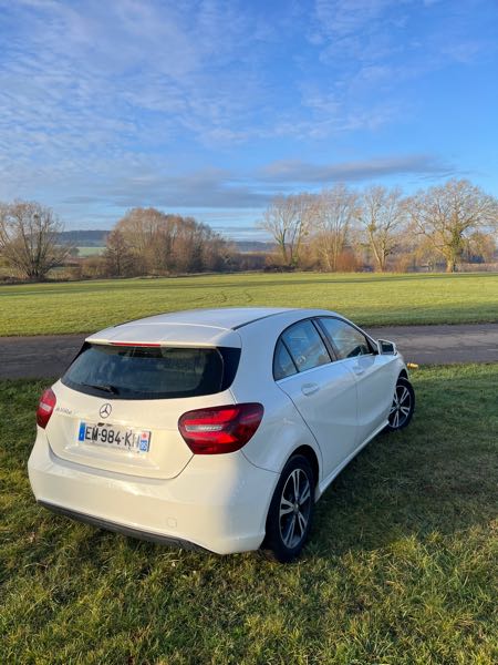 Mercedes-Benz Classe A III (2) 160 D BUSINESS EDITION