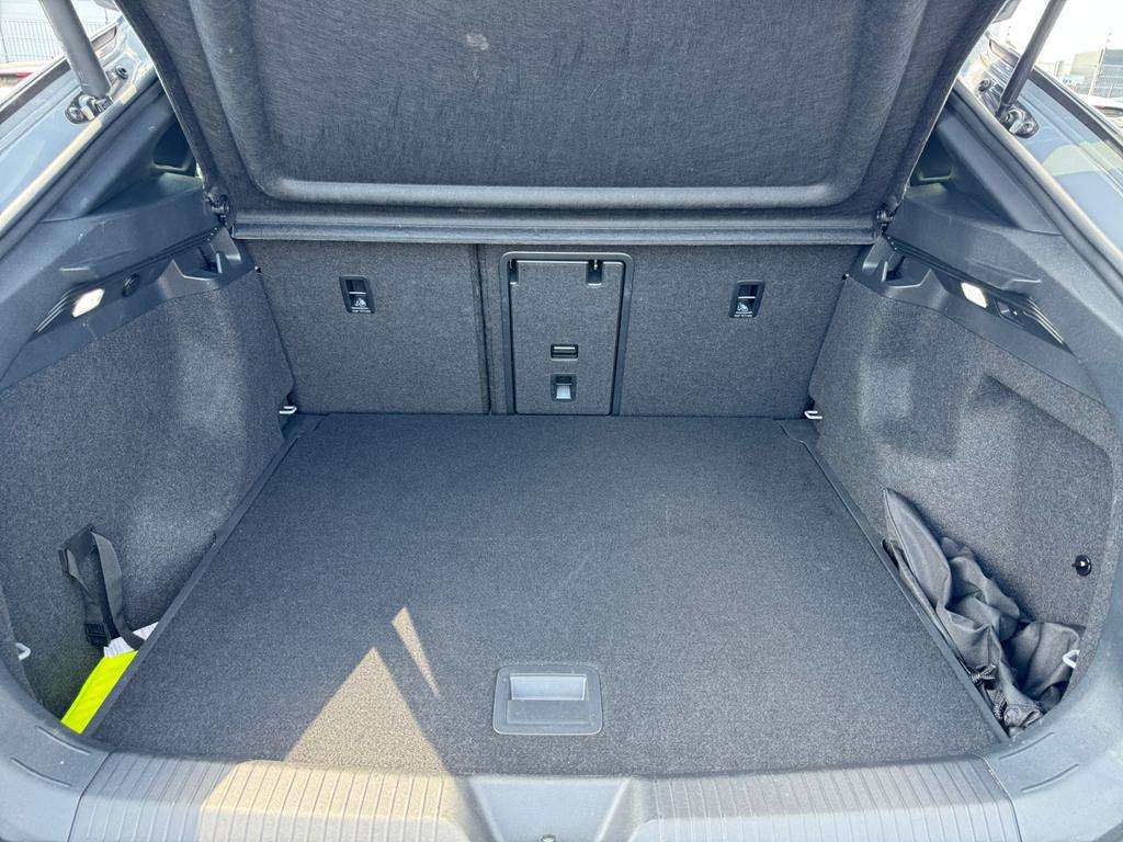 Volkswagen ID.5 77 kWh 150 kW (204 ch) 1 vitesses