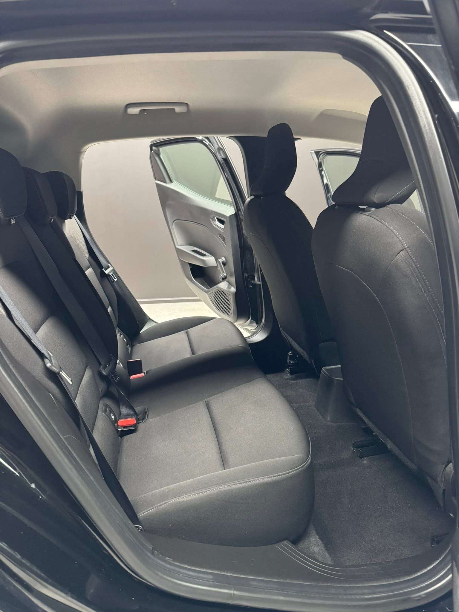 Renault Clio Clio 1.0i SCe **12 mois de garantie**