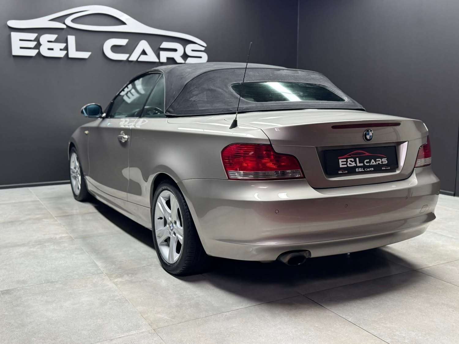 BMW 120 120i cabriolet **12 mois de garantie**