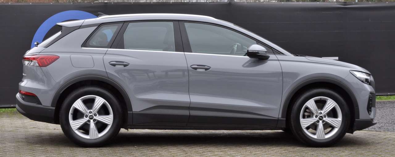 Audi Q4 e-tron Q4 35 ETRON CARPLAY CAMERA ZETELVER. ELEK KOFFER