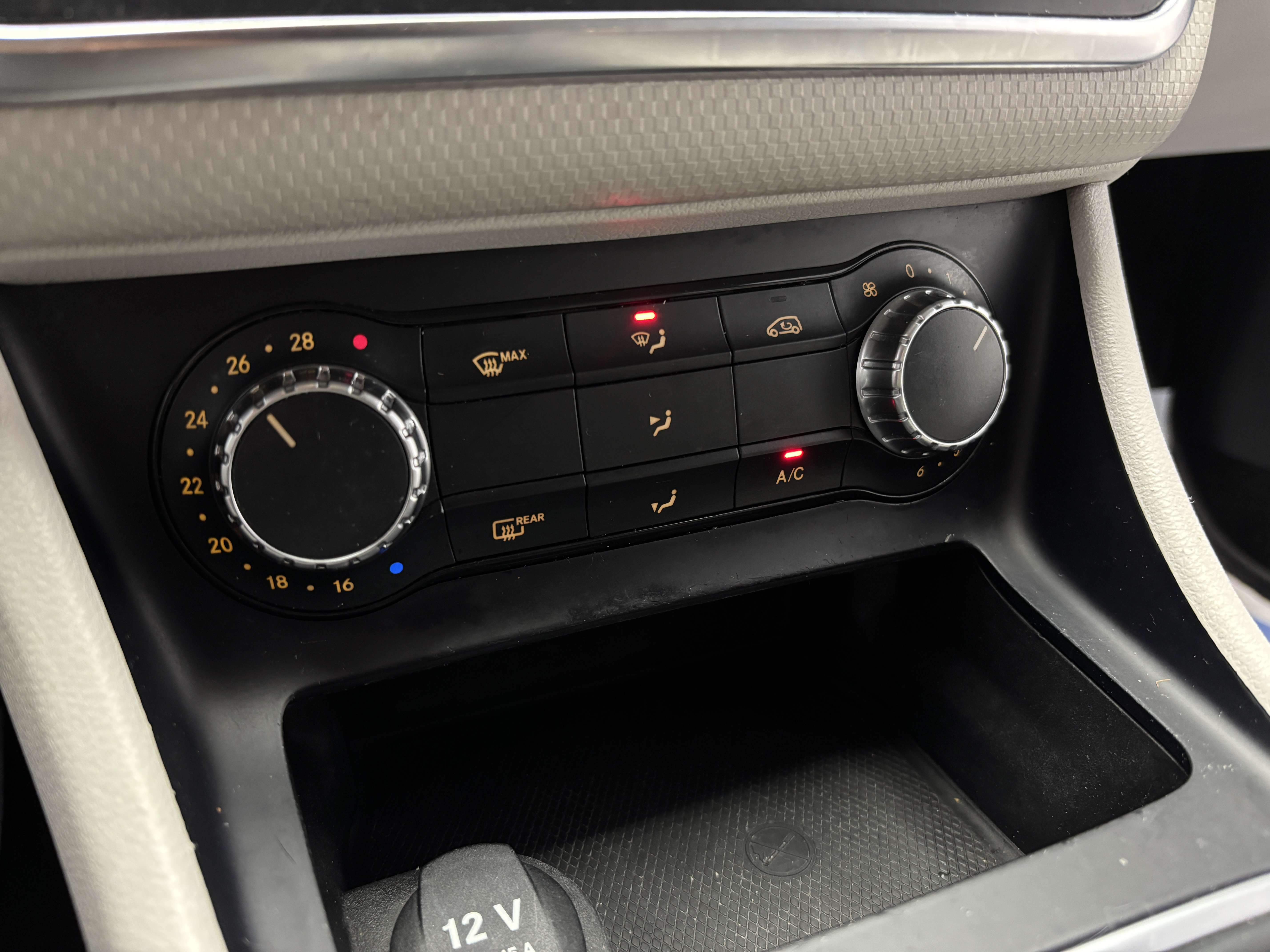 Mercedes-Benz A 180 CDI *PACK AMG*BLUETOOTH*CAPTEUR*CRUISE CONTROL*
