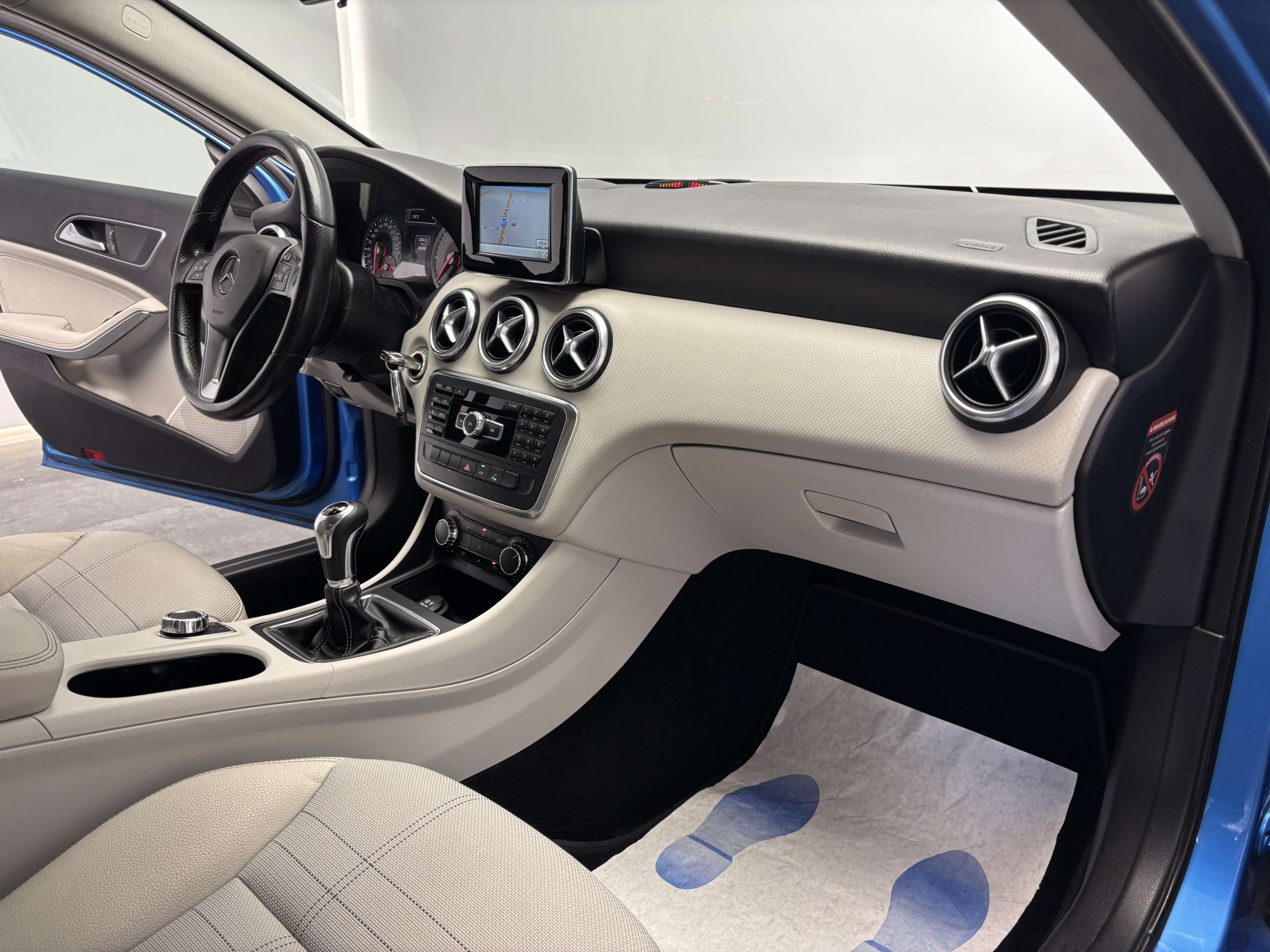 Mercedes-Benz A 180 CDI *PACK AMG*BLUETOOTH*CAPTEUR*CRUISE CONTROL*