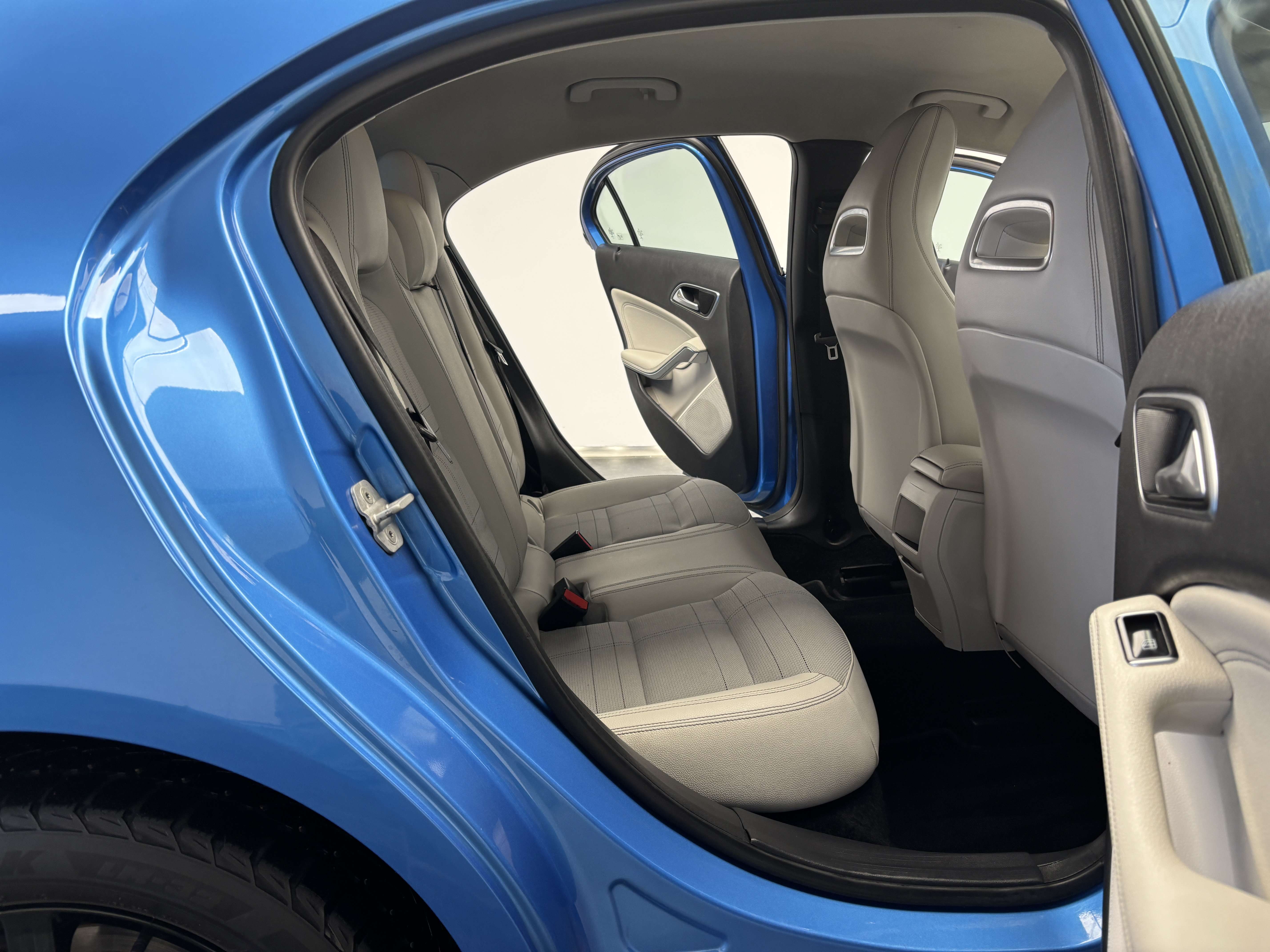 Mercedes-Benz A 180 CDI *PACK AMG*BLUETOOTH*CAPTEUR*CRUISE CONTROL*