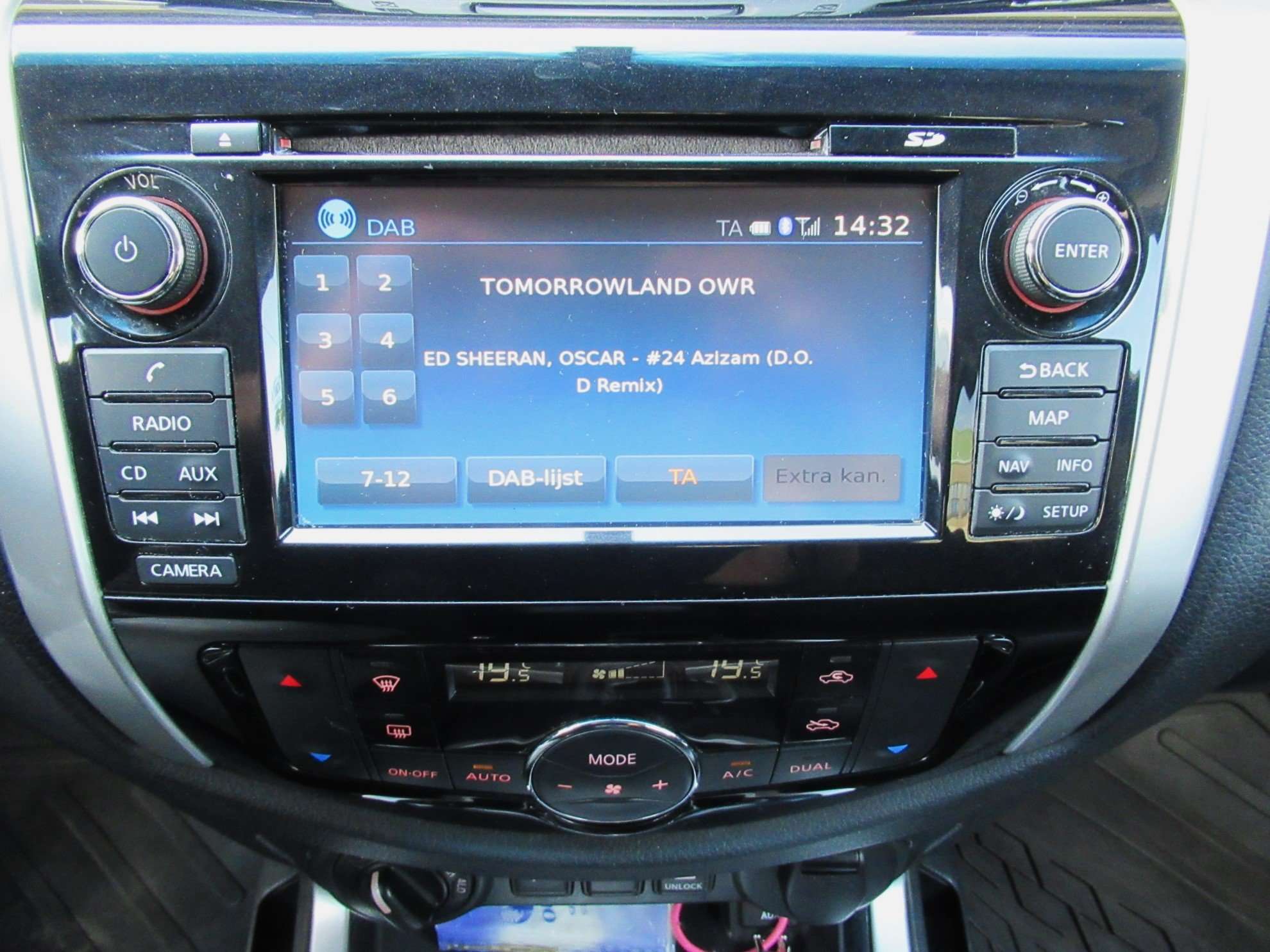 Nissan Navara NP300 Double Cab 5plaats 4x4 Autom.-Leder-Navi-A/C