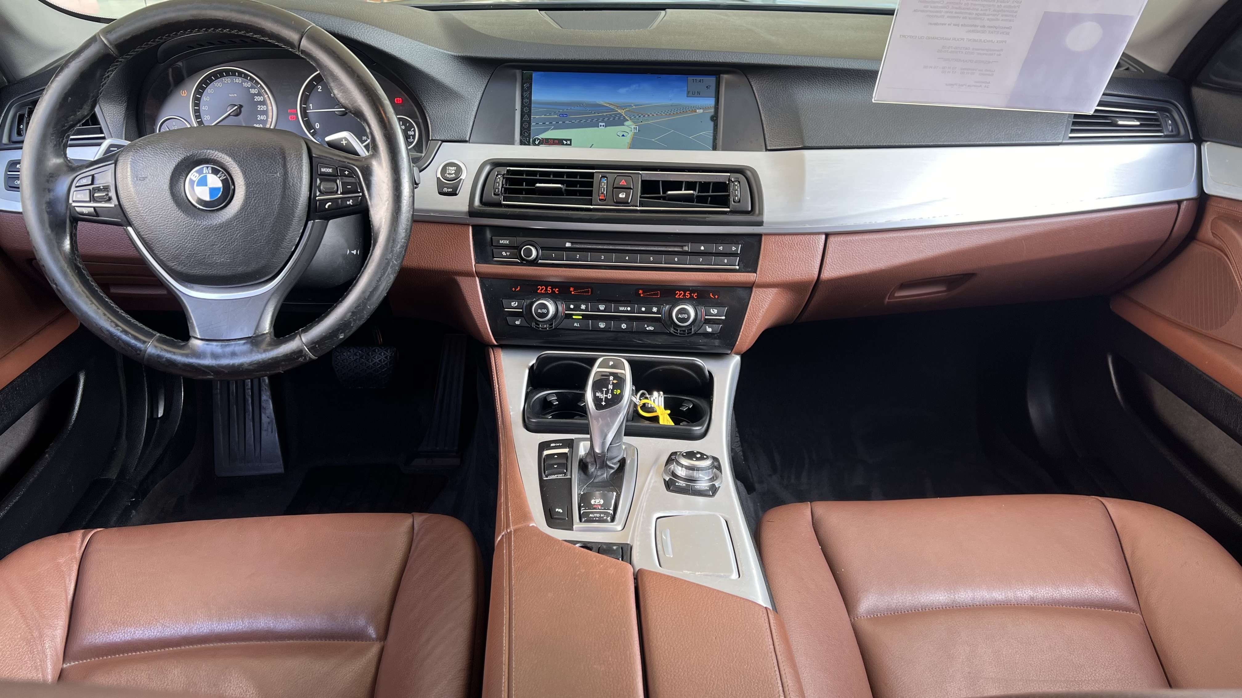 BMW 520 dA Autom TOURING XENON-CUIR-DVD-GPS (PRIX EXPORT)