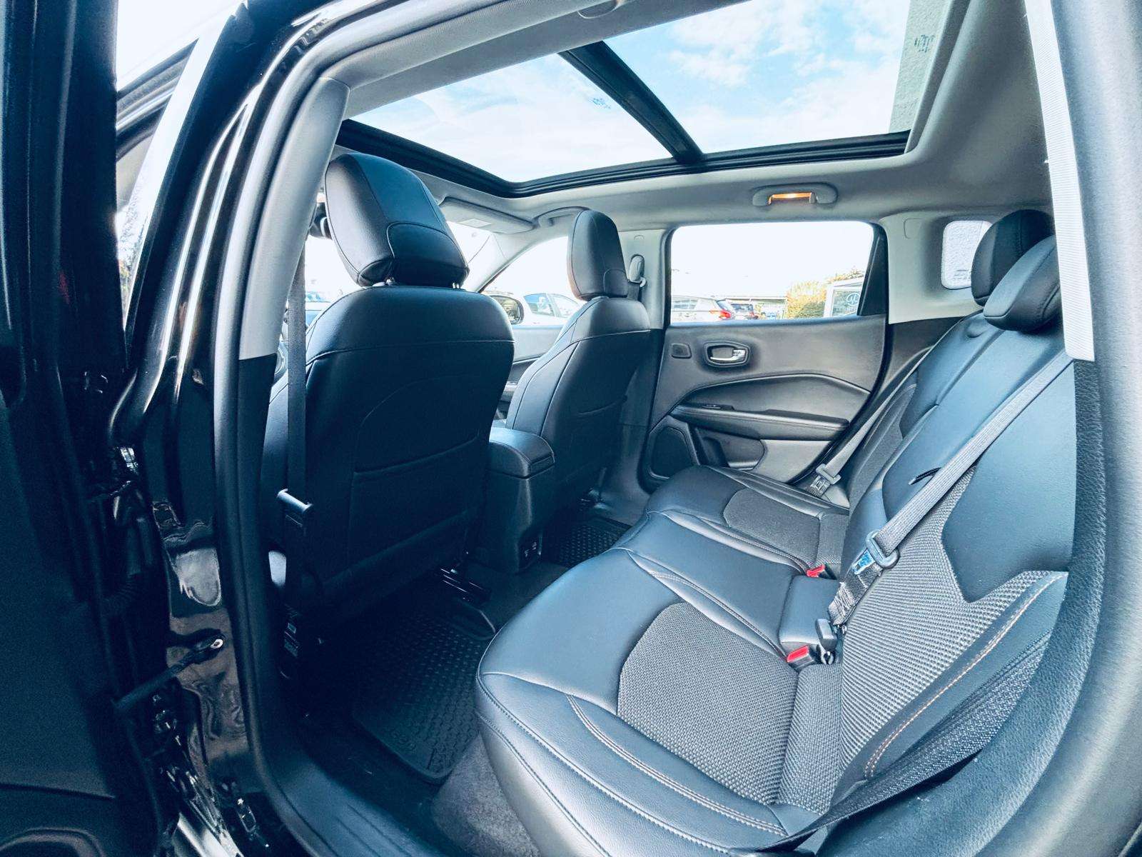 Jeep Compass 1.4 Turbo 4x2 Limited+NAVI+PANO+CARNET+GARANTIE