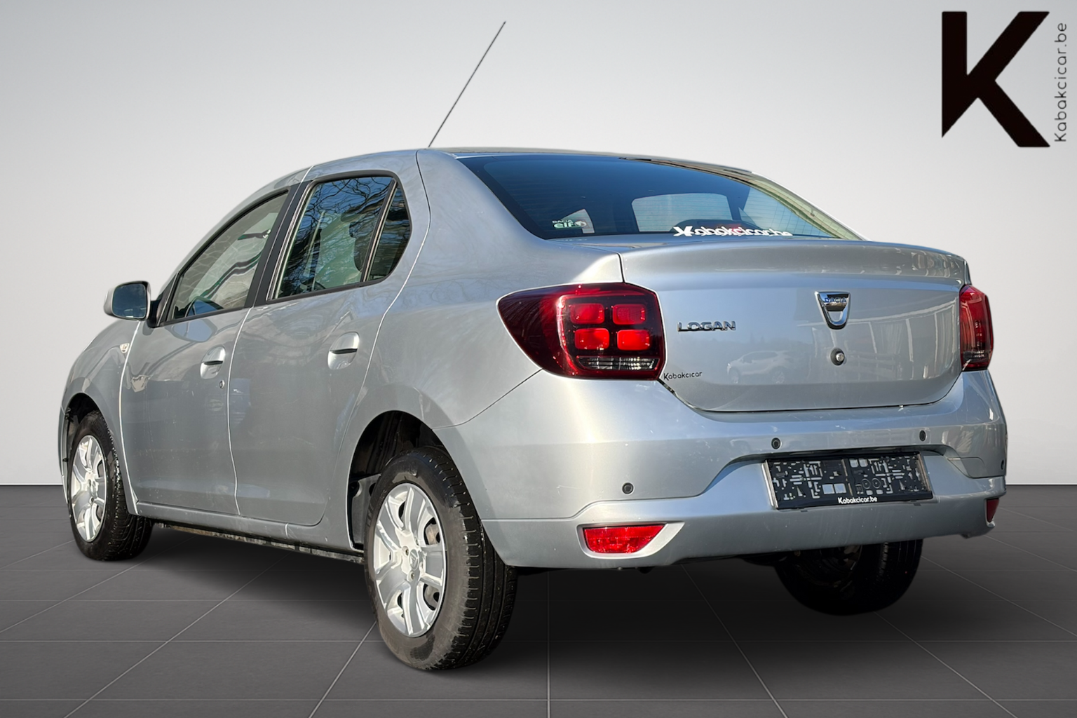 Dacia Logan 1.5 dCi 75cv/A.C/CAPTEURS AR/TEL/USB/GARANTIE 1AN