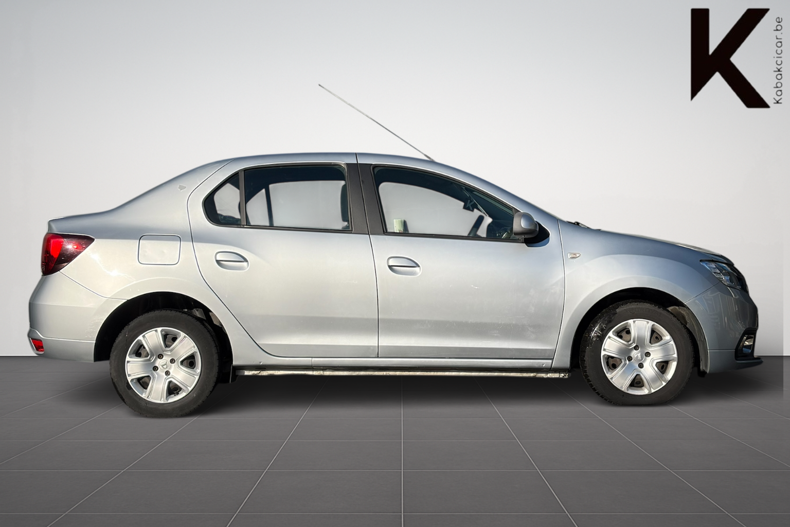 Dacia Logan 1.5 dCi 75cv/A.C/CAPTEURS AR/TEL/USB/GARANTIE 1AN
