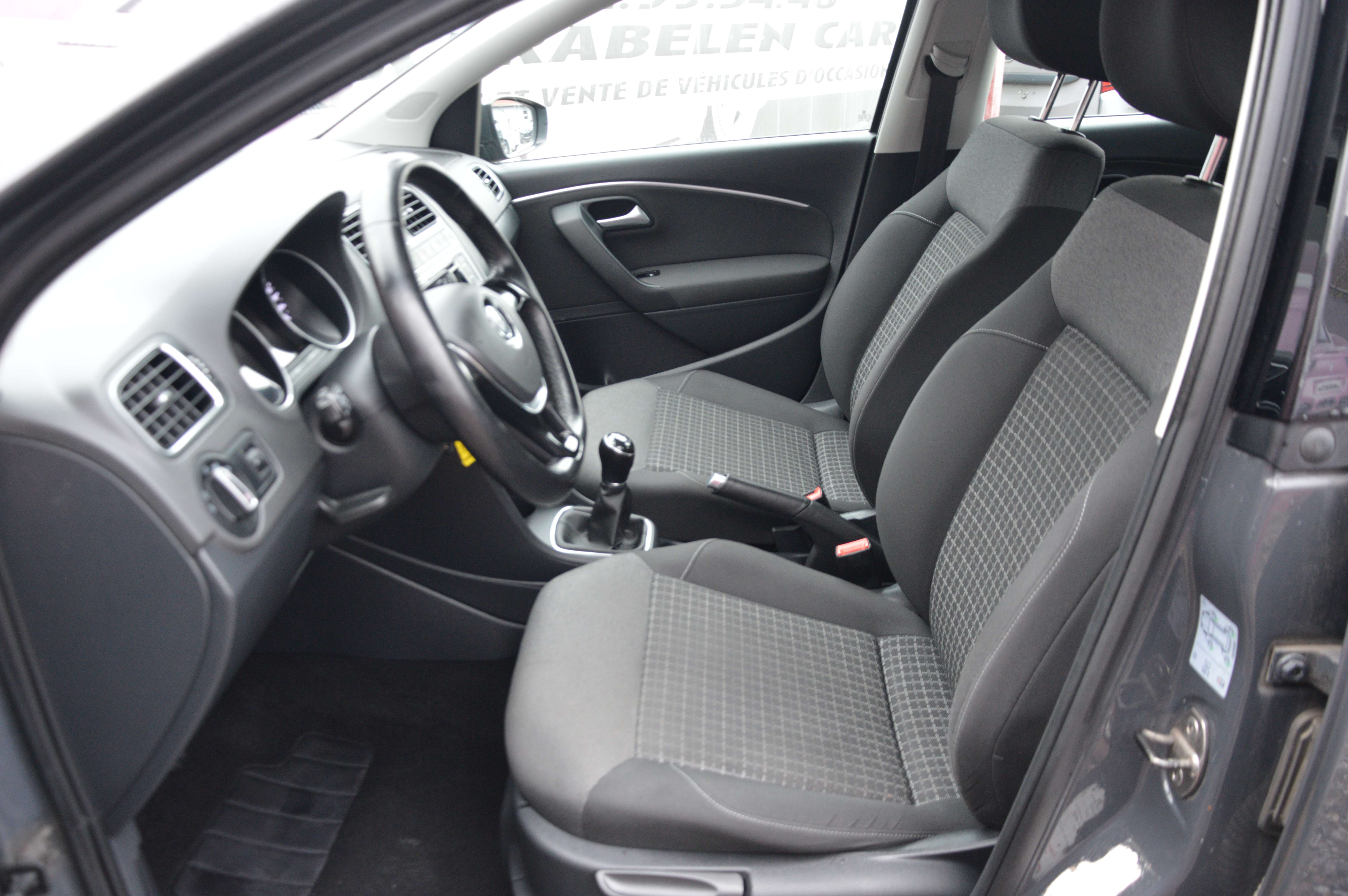 Volkswagen Polo 1.0i Trendline SENS AV/AR CLIM CRUIS 84.654KM