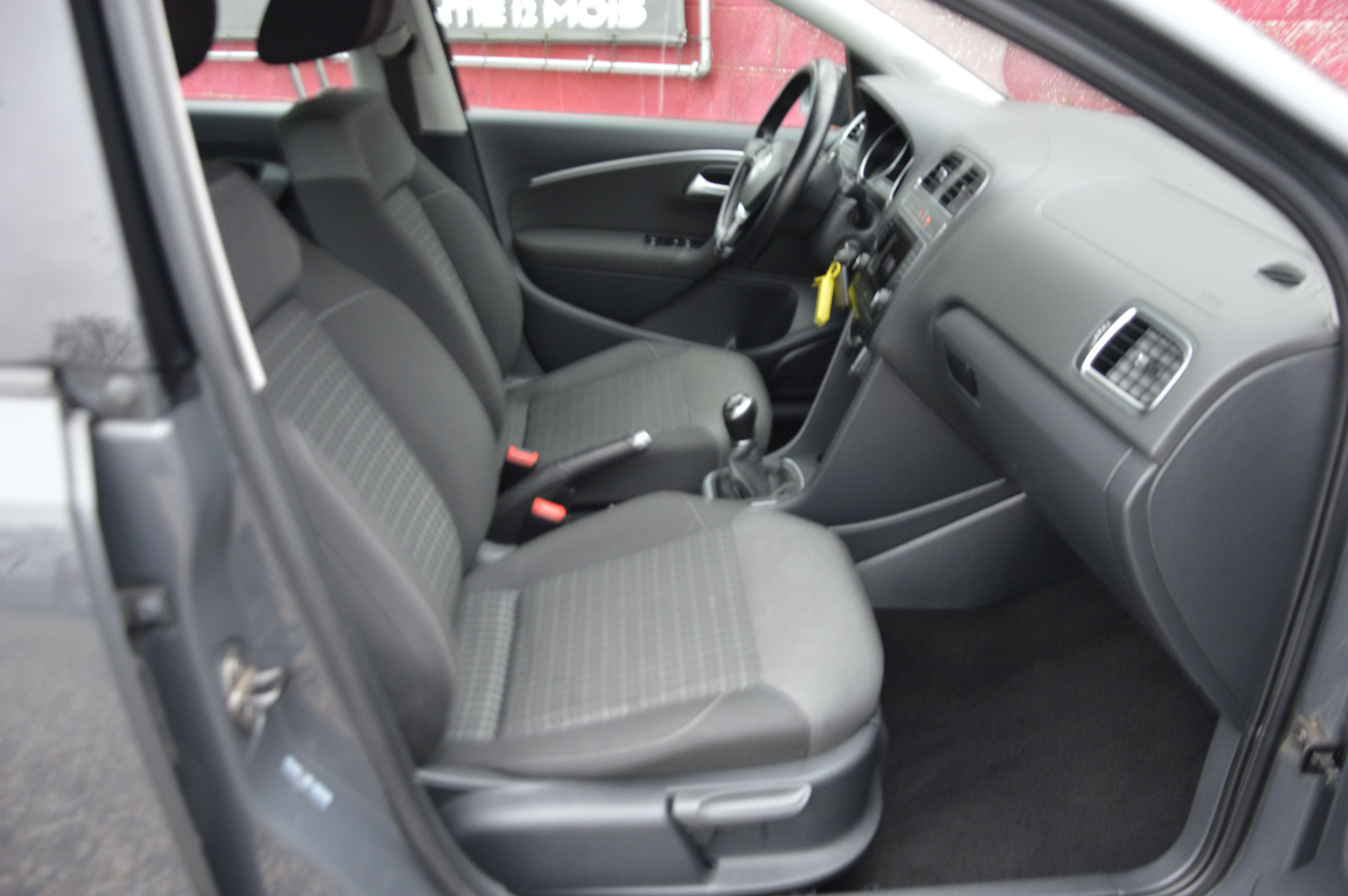 Volkswagen Polo 1.0i Trendline SENS AV/AR CLIM CRUIS 84.654KM
