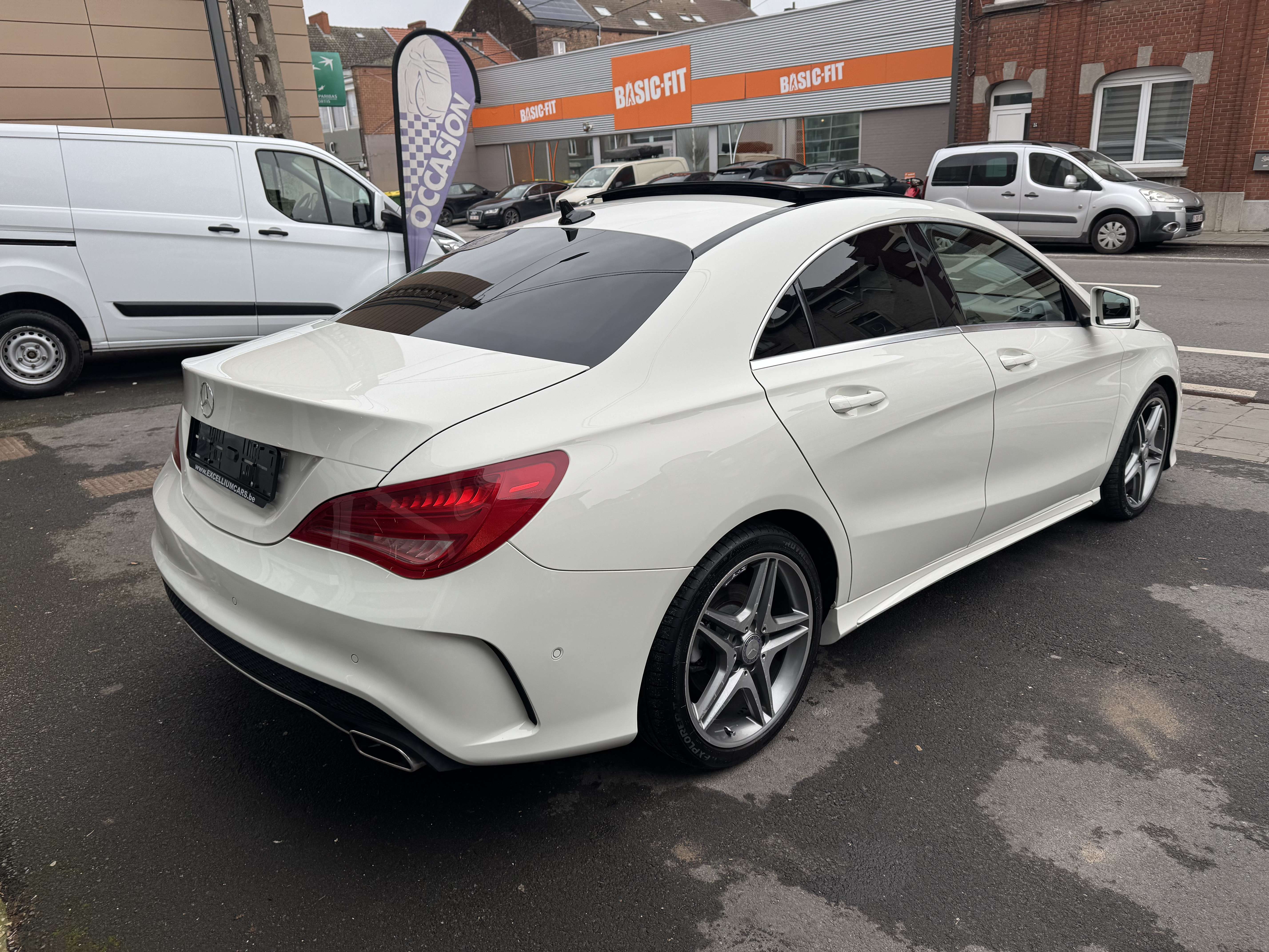 Mercedes-Benz CLA 200 CDI Pack Amg Toit Pano Gps Xénon Boite Auto