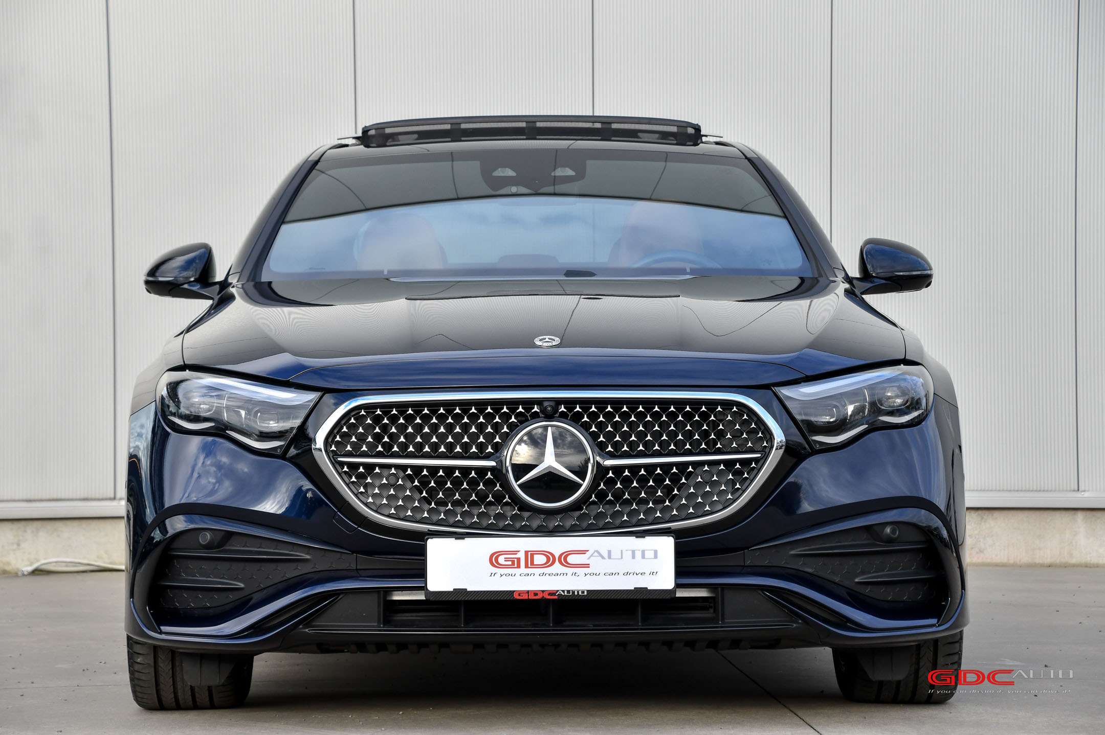 Mercedes-Benz E 200 E200 l AMG Line l Pano Dak l Premium Plus pakket!