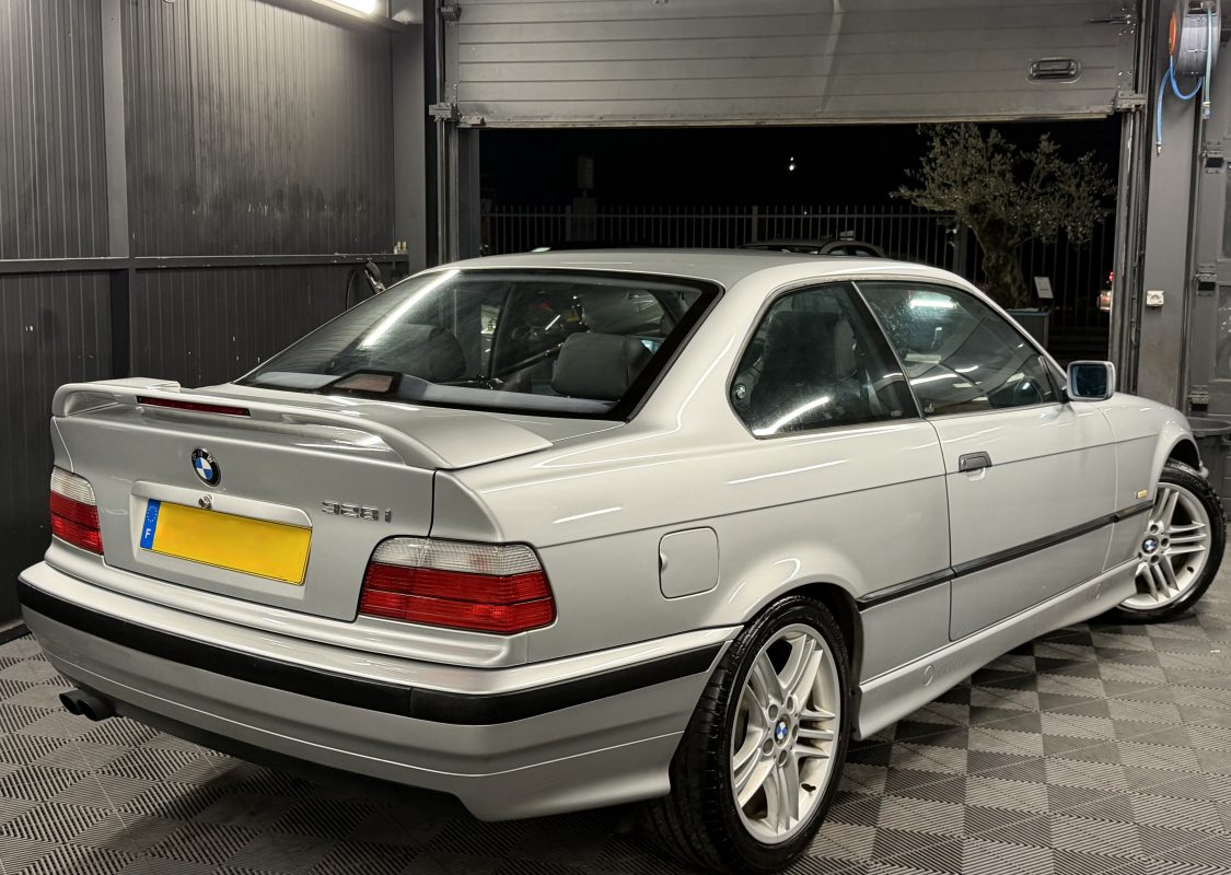 Bmw Serie 3 E36 COUPE 328 i 2.8 193 Cv BOITE AUTO CUIR TOIT OUVRANT ORIGINE FRANCE - Garantie 1 an