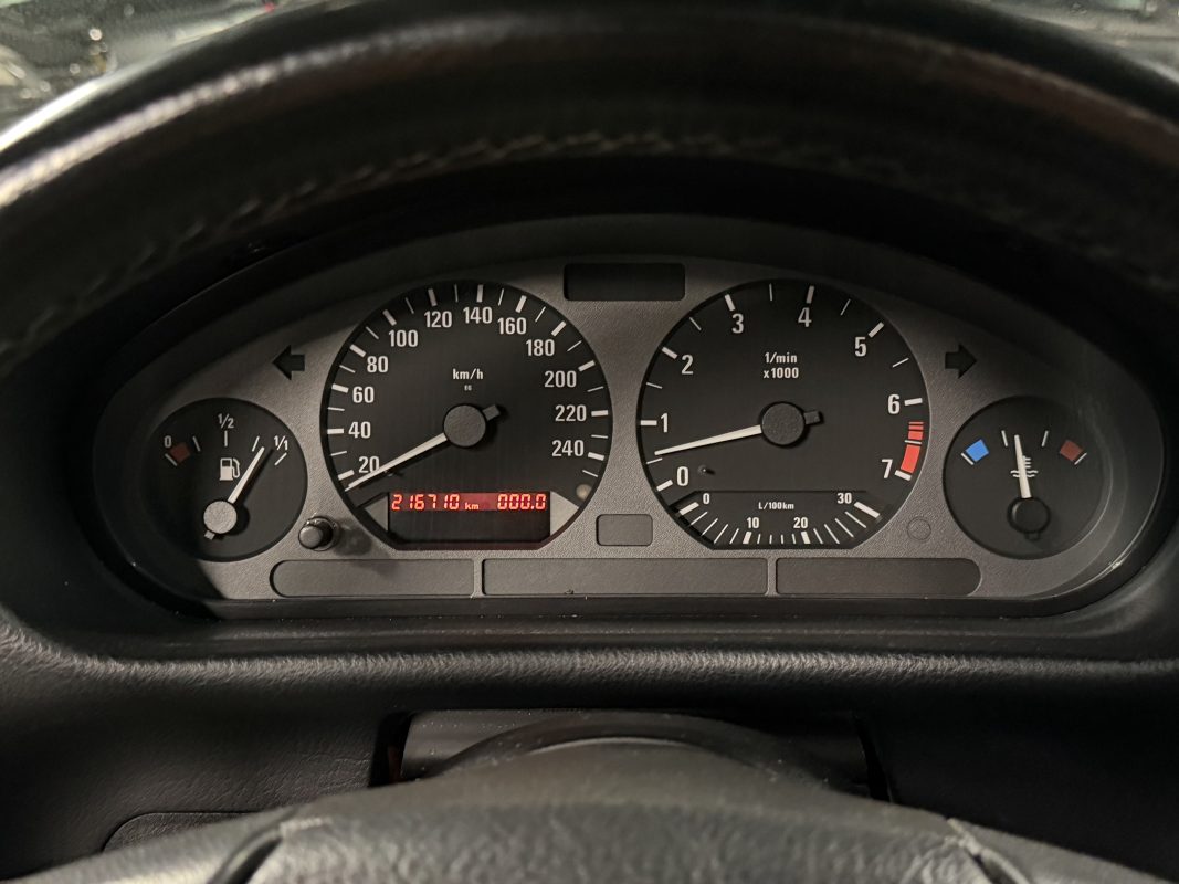 Bmw Serie 3 E36 COUPE 328 i 2.8 193 Cv BOITE AUTO CUIR TOIT OUVRANT ORIGINE FRANCE - Garantie 1 an