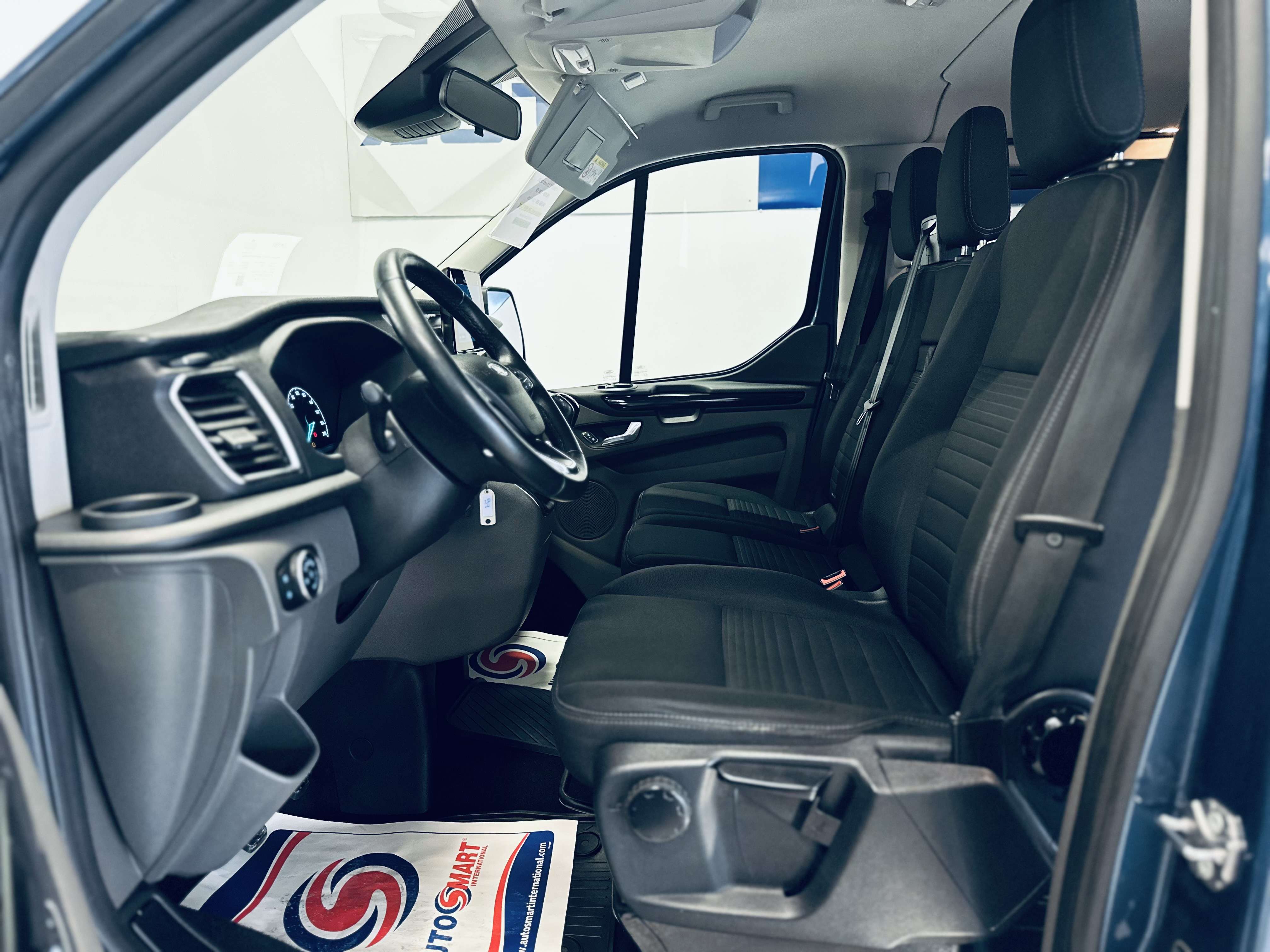 Ford Transit Custom 2.0 TDCi 131cv 6 PLACES DOUBLE PORTES COULISSANTES