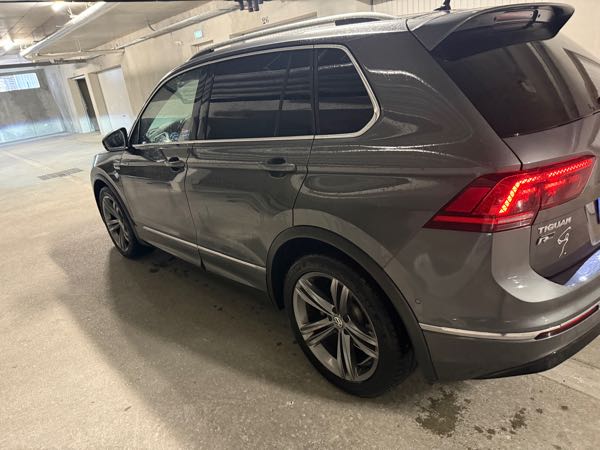 Volkswagen Tiguan II (2) 2.0 TDI 150 8CV R-LINE 4MOTION DSG7