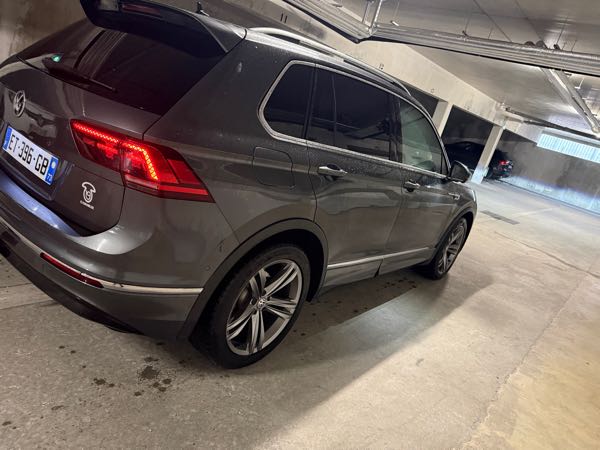 Volkswagen Tiguan II (2) 2.0 TDI 150 8CV R-LINE 4MOTION DSG7