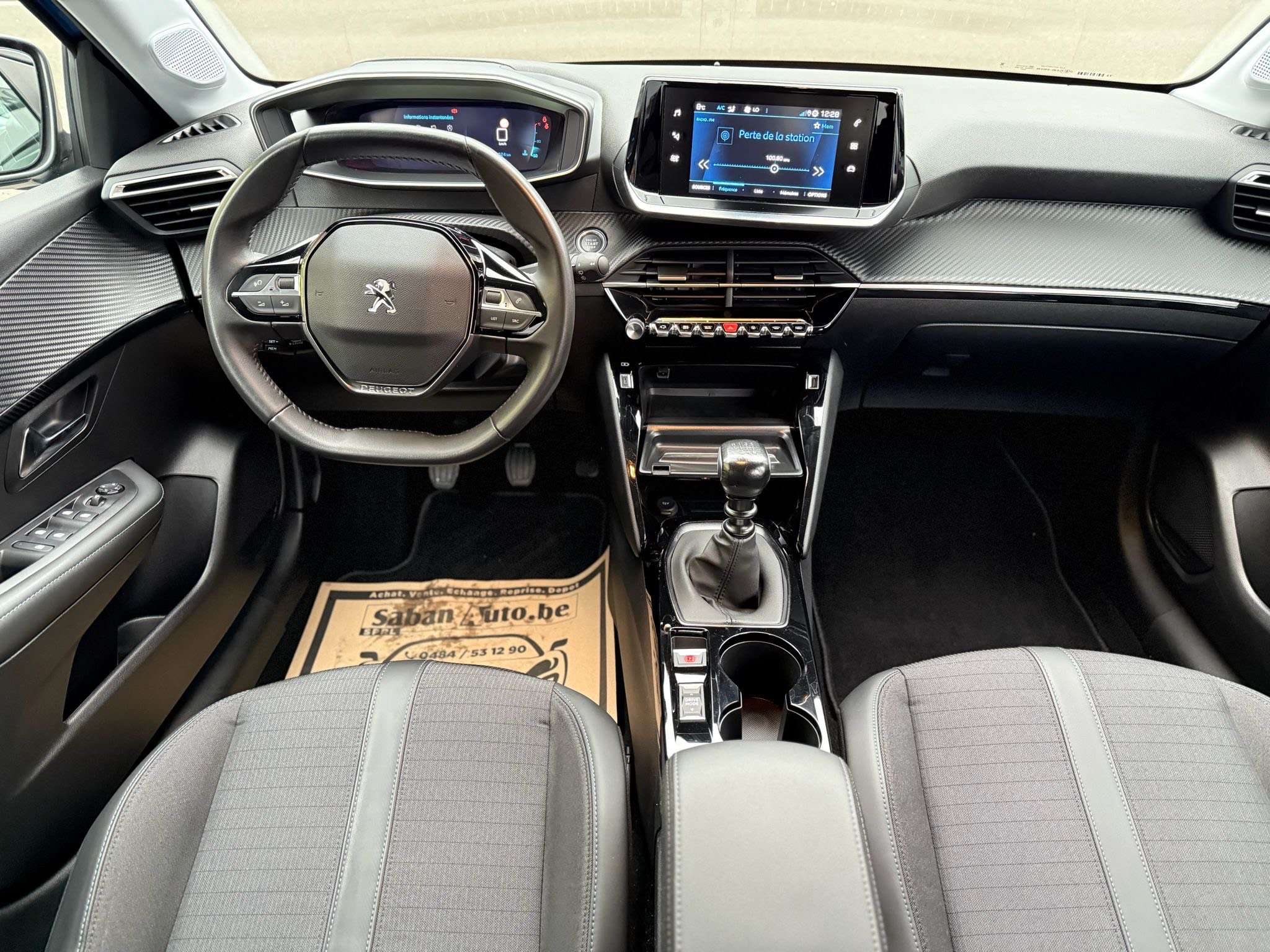 Peugeot 208 208 1.5 BlueHDi GT ° FULL LED ° CARPLAY ° CLIM °