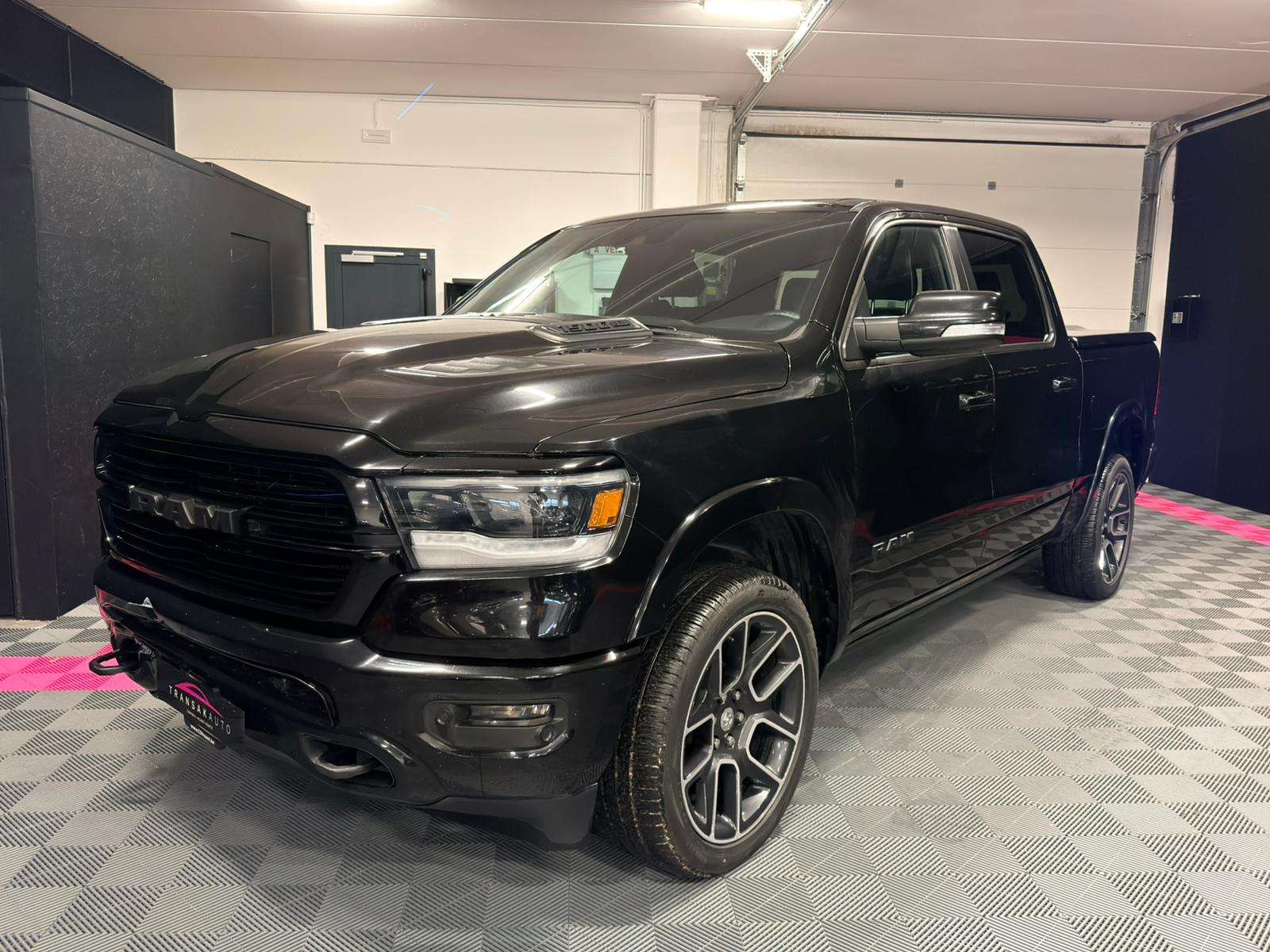 Dodge RAM 1500 Laramie V8 — Caméra 360 — Toit pano — LPG — Attelage