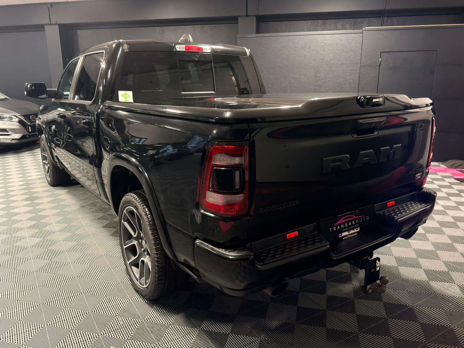 Dodge RAM 1500 Laramie V8 — Caméra 360 — Toit pano — LPG — Attelage