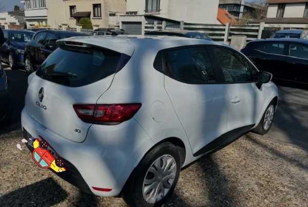 Renault Clio III (2) 1.2 TCE 100 EXCEPTION PACK CUIR TOMTOM 5P EURO5