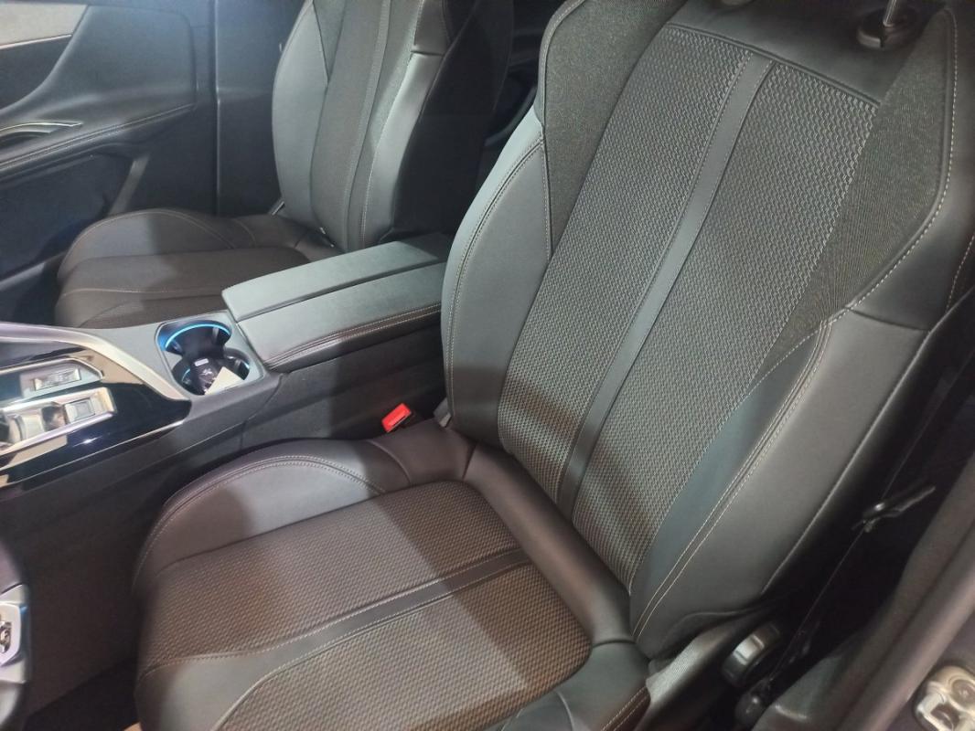 Peugeot 3008 II PureTech 130 S&S EAT8 GT